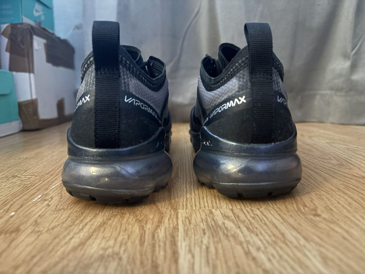 Nike Nike Air VaporMax 2019 Triple Black Size US 7 / IT 37 - 5 Thumbnail