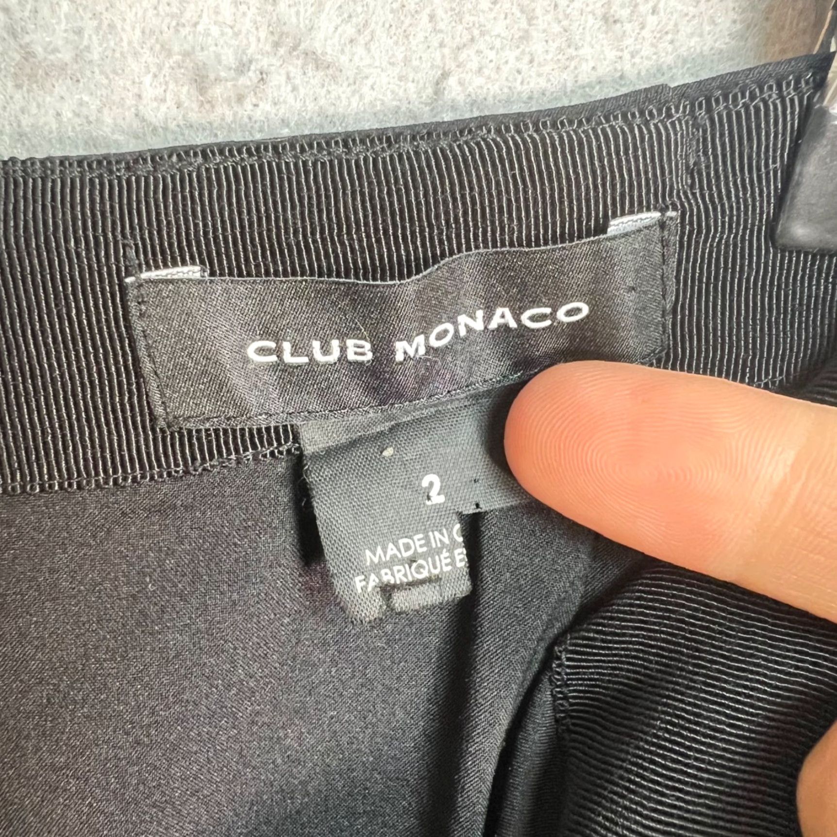 Club Monaco Club Monaco Skirt Womens Size 2 Black Flounce Hem Mini Lined Polyester Elastane Ruffle Zip Size 26" / US 2 / IT 38 - 3 Thumbnail