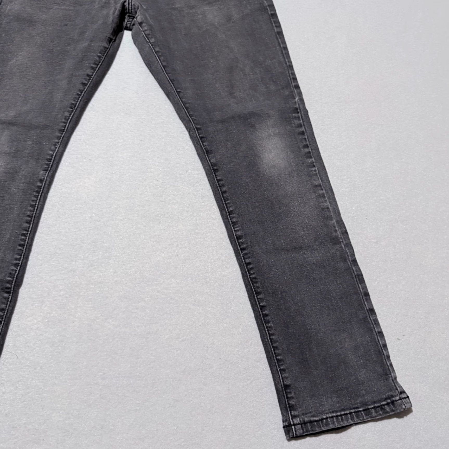 Kenneth Cole Kenneth Cole Jeans Men Gray Denim Slim Fit Low-Rise Zip Fly 32X30 Jeans Size US 32 / EU 48 - 6 Thumbnail