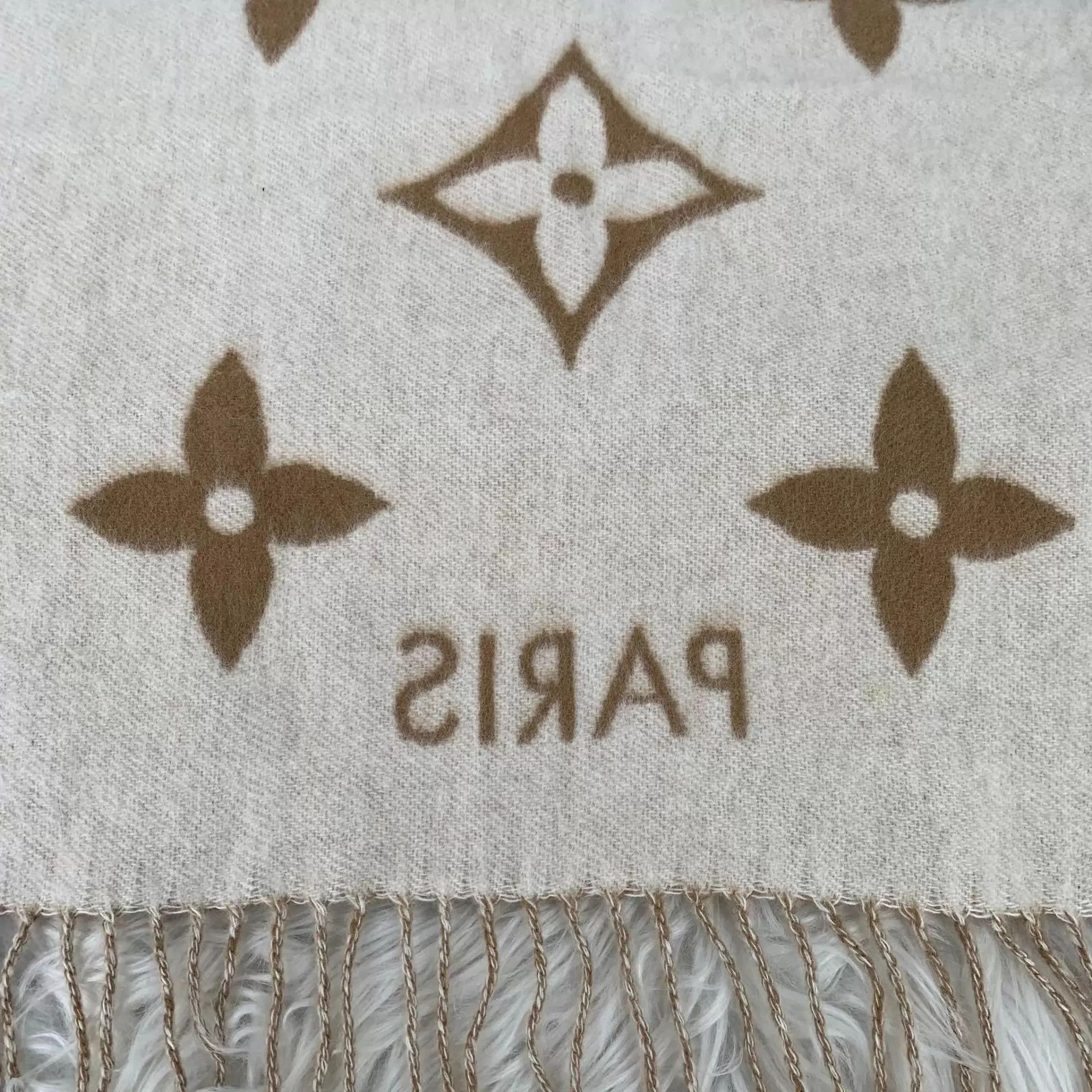 Louis Vuitton LV Cashmere Scarf Milk Tea Color Like New Size ONE SIZE - 3 Thumbnail