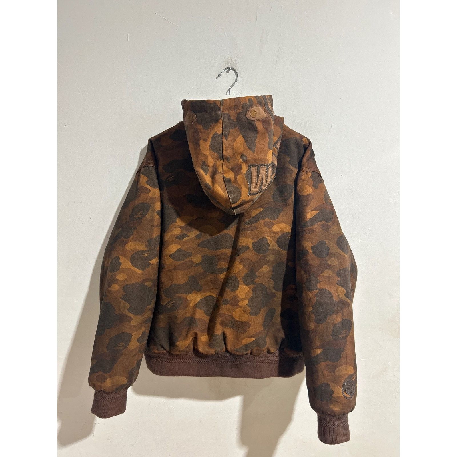 Bape BAPE SOLID 1ST CAMO REVERSIBLE WORK JACKET SIZE XL PREOWNED Size US XL / EU 56 / 4 - 2 Thumbnail