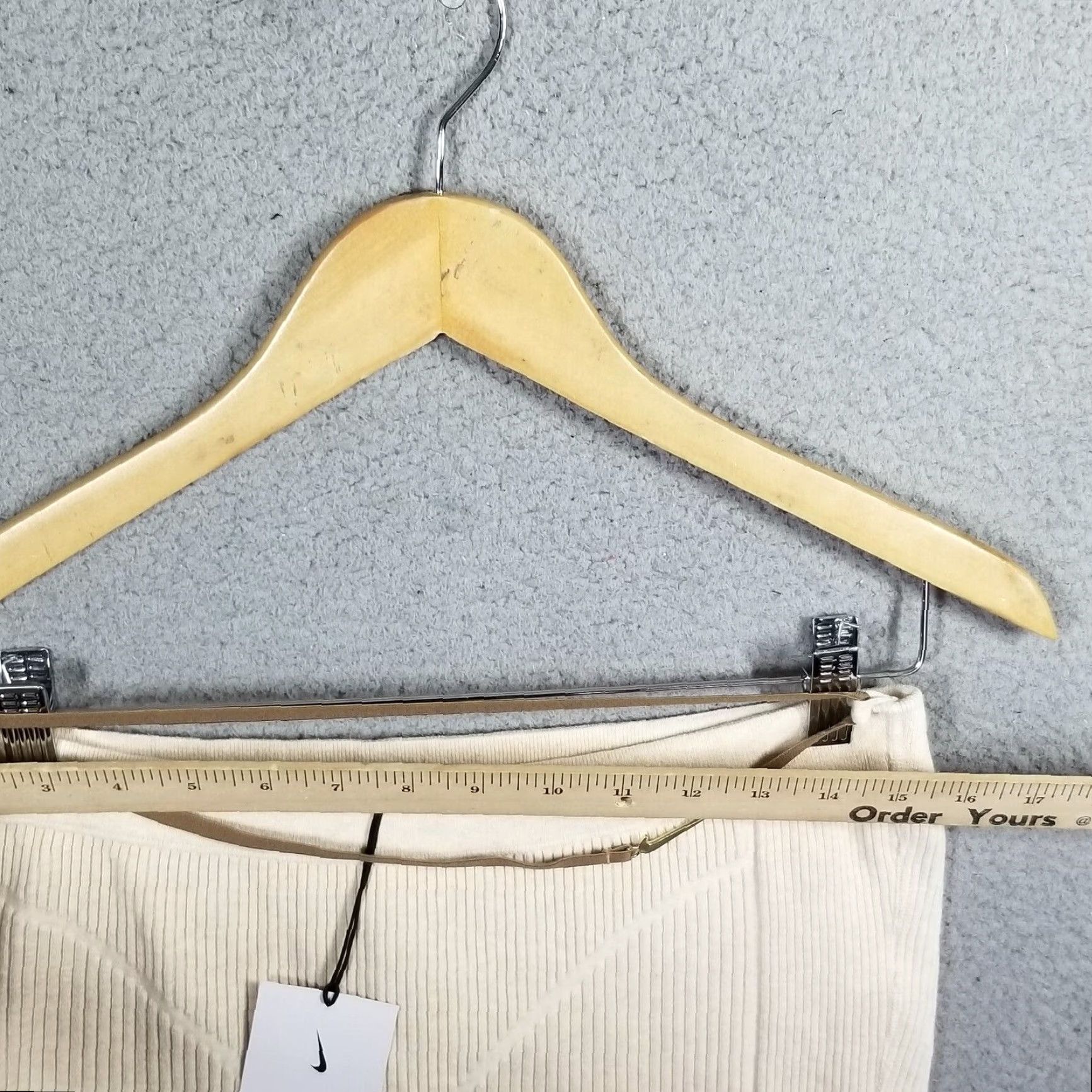 Nike Nike Jacquemus x Jacquemus X Women's Shorts XL DN3217-219 Pearl White Sexy NWT 10 Football? Size 40" / US 18 - 4 Thumbnail
