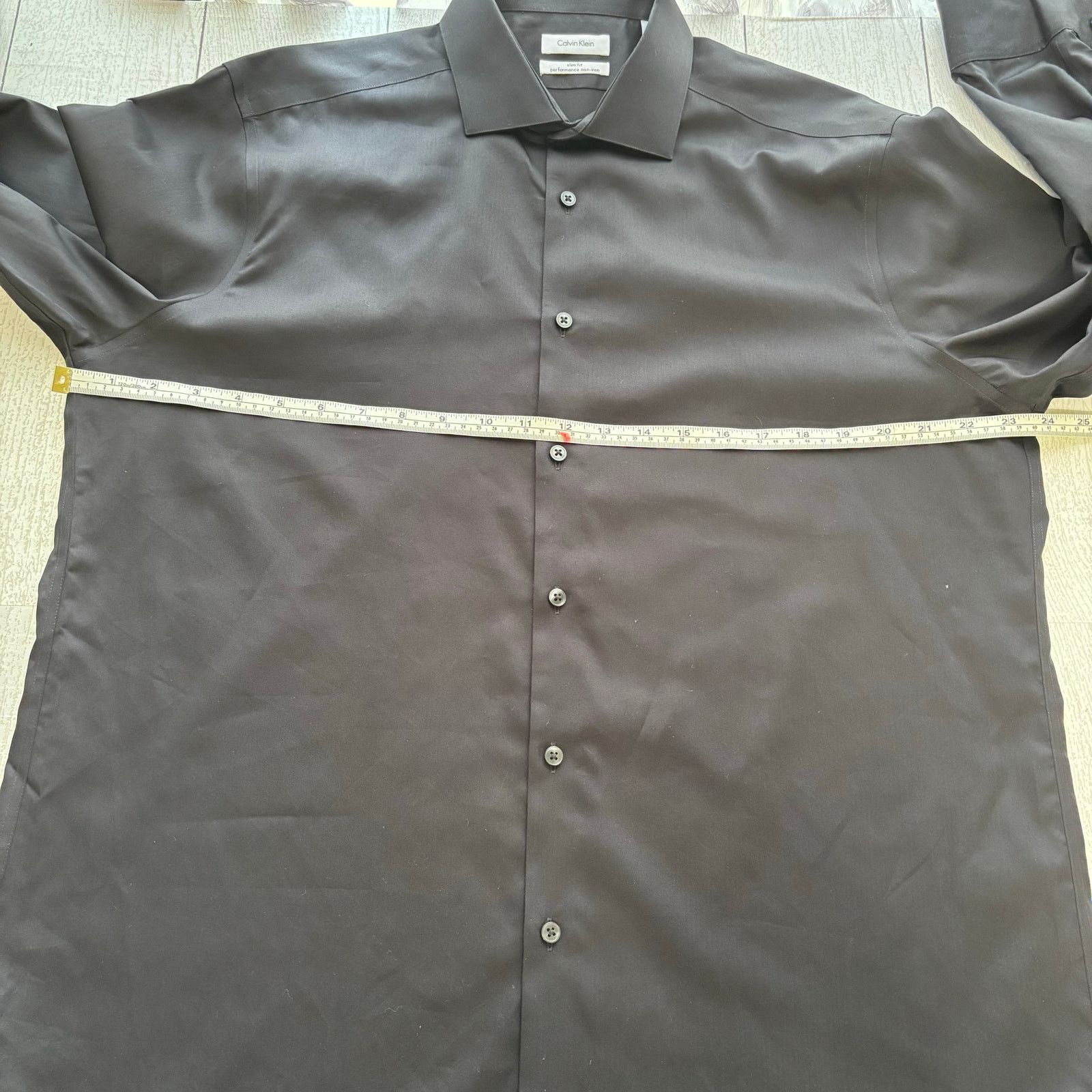 Calvin Klein Calvin Klein Black Slim Fit Button-Down Shirt 17 36/37 Size US XL / EU 56 / 4 - 7 Thumbnail
