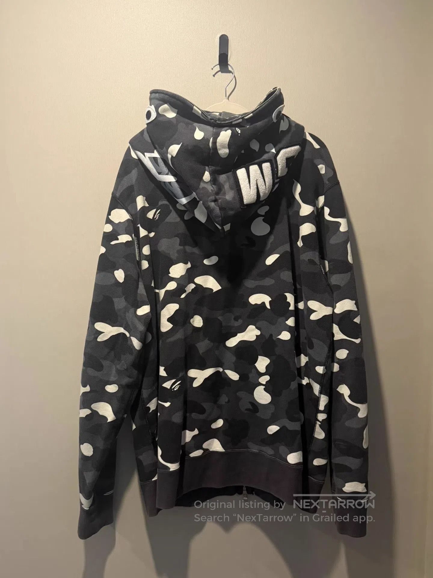 Bape Camo Print Zip. Size US XXL / EU 58 / 5 - 5 Thumbnail