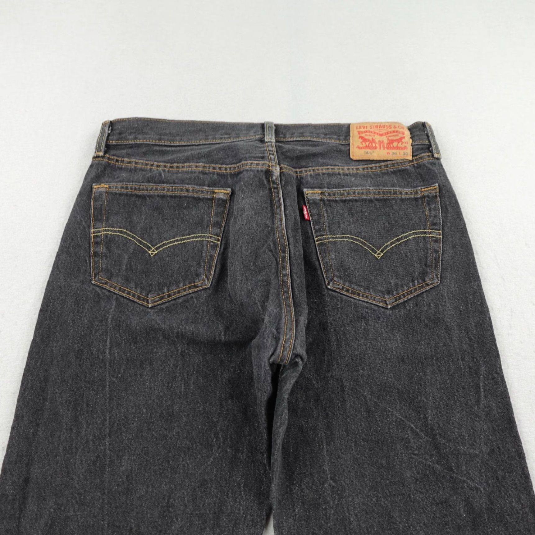 Levi's Levis Jeans Mens 36x30 Black Denim 501 Button Fly Classic Straight Leg Red Tab Size US 36 / EU 52 - 6 Thumbnail