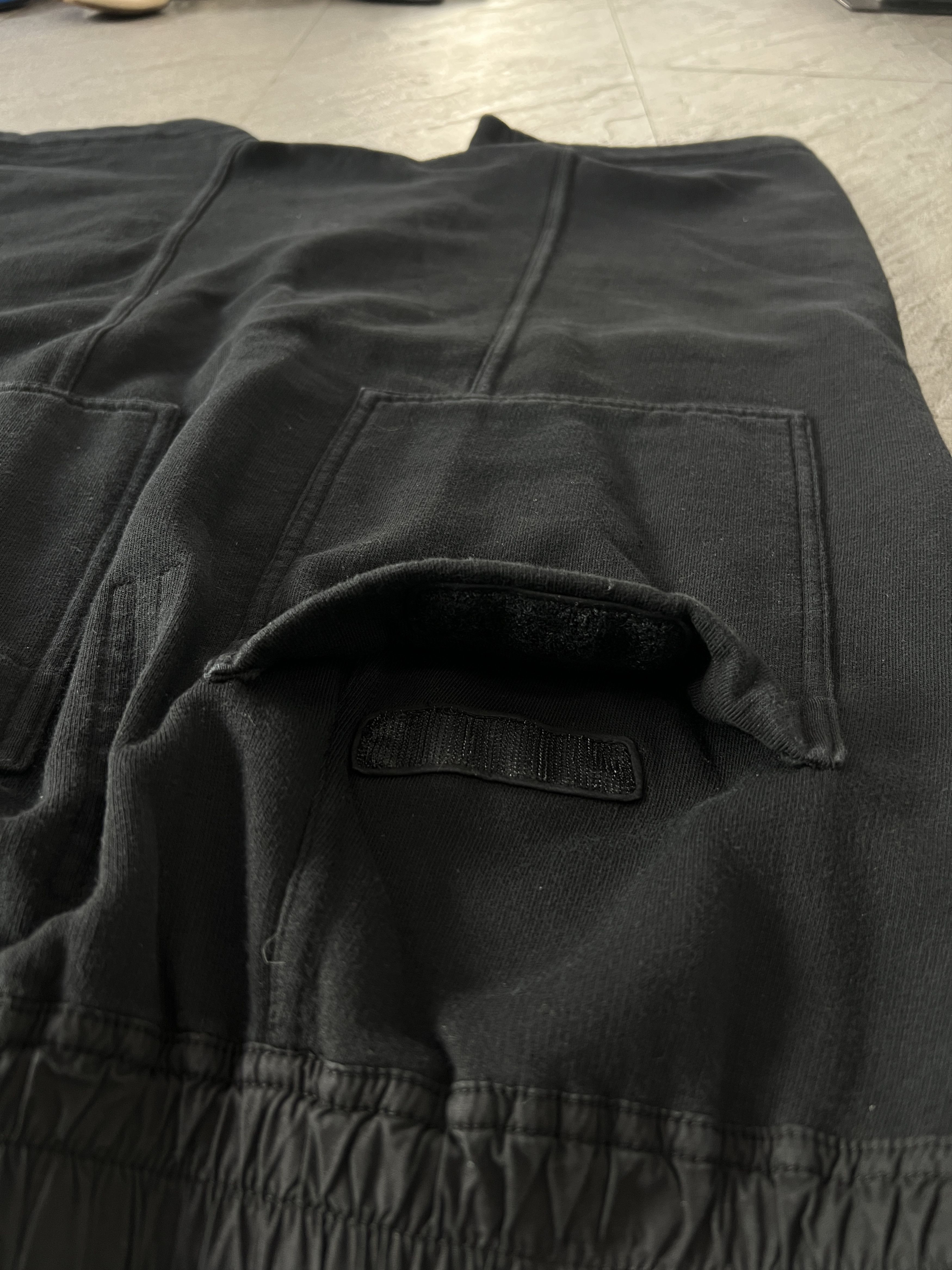Rick Owens Drkshdw Rick Owens DRKSHDW Prisoner Drawstring Shorts Size US 32 / EU 48 - 4 Thumbnail