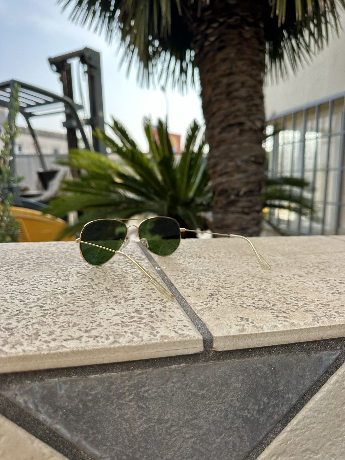 RayBan RayBan Sunglasses Gold RB 3025 Vintage Size ONE SIZE - 3 Thumbnail