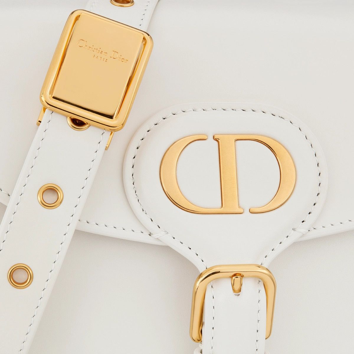 Dior o1bcso1str0226 Size:OS/Small Bobby Bag in White Size ONE SIZE - 6 Thumbnail