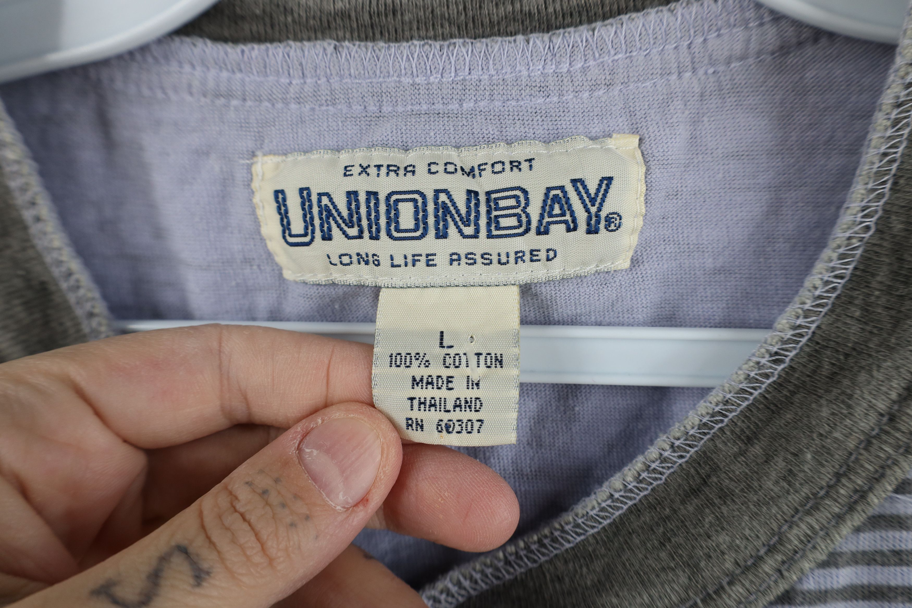 Vintage Vintage 90s Unionbay Skateboarding Boxy Fit Henley T-Shirt Size US L / EU 52-54 / 3 - 6 Thumbnail