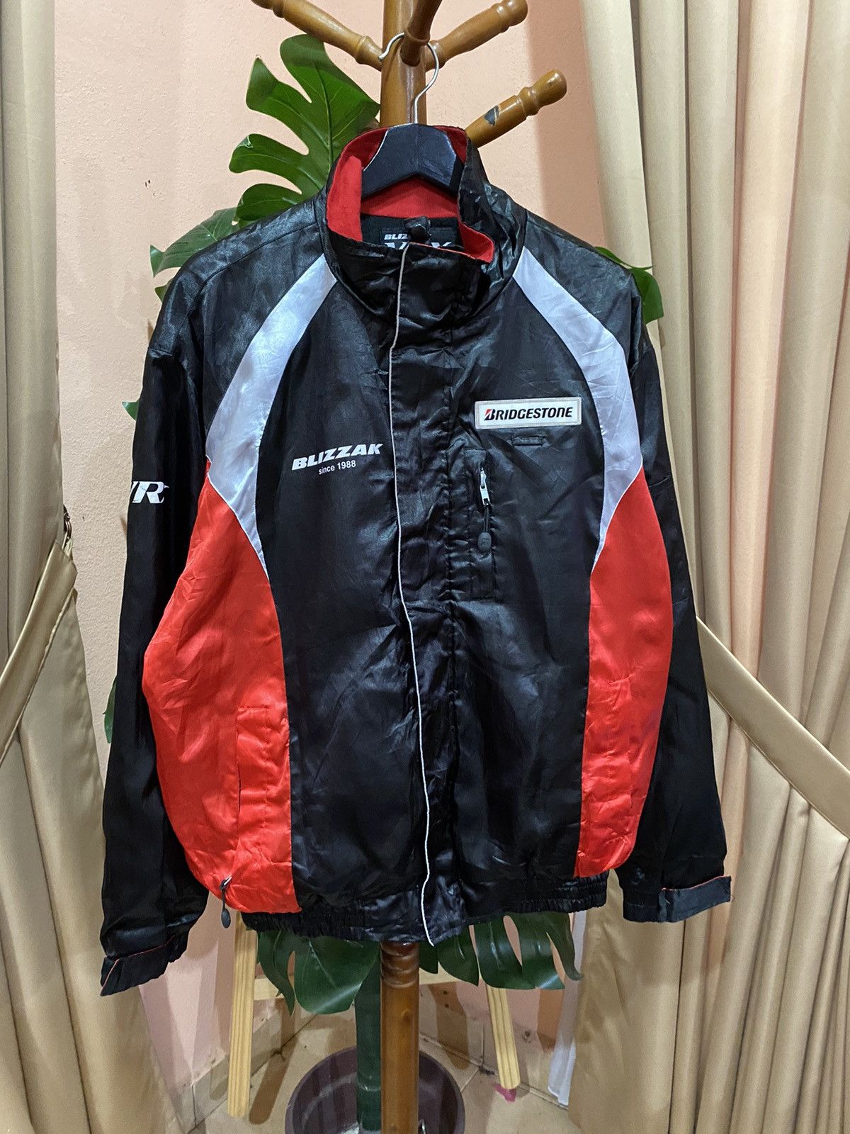 Vintage VINTAGE BRIDGESTONES BLIZZAK WINDBREAKER Size US L / EU 52-54 / 3 - 4 Thumbnail