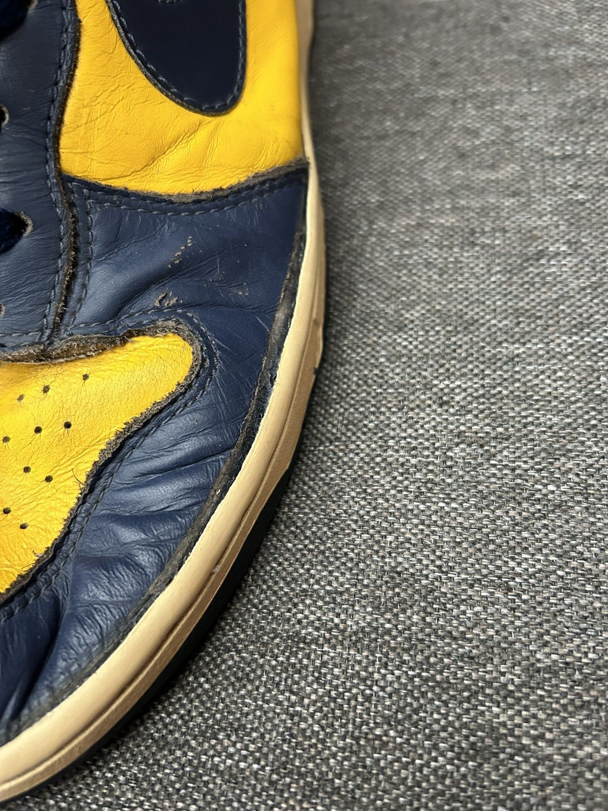 Nike × Vintage Vintage 2003 Nike Dunk High Michigan Size US 10 / EU 43 - 17 Thumbnail