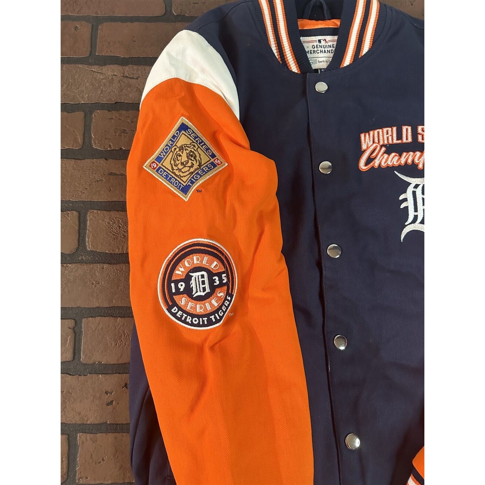 MLB DETROIT TIGERS 4X World Series Jacket- Never Worn- S-2XL Size US L / EU 52-54 / 3 - 8 Thumbnail