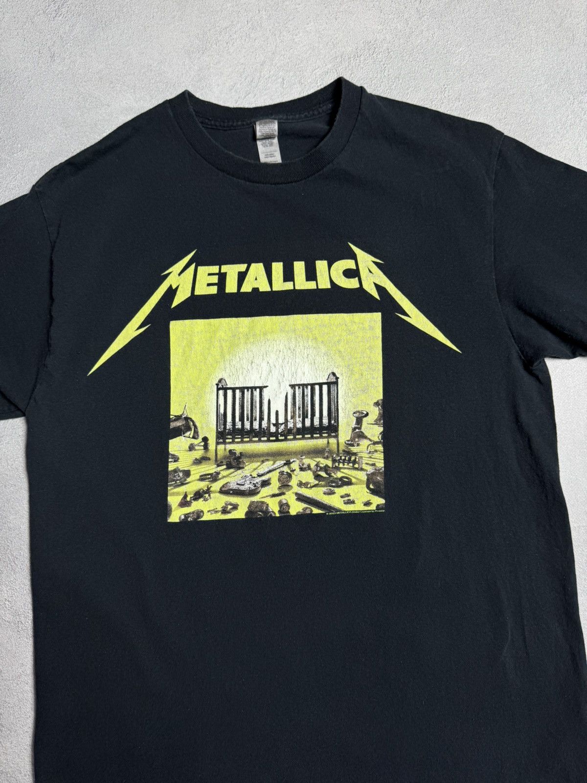 Metallica 2023 Metallica 72 Seasons Band T-Shirt size M Black Size US M / EU 48-50 / 2 - 3 Thumbnail