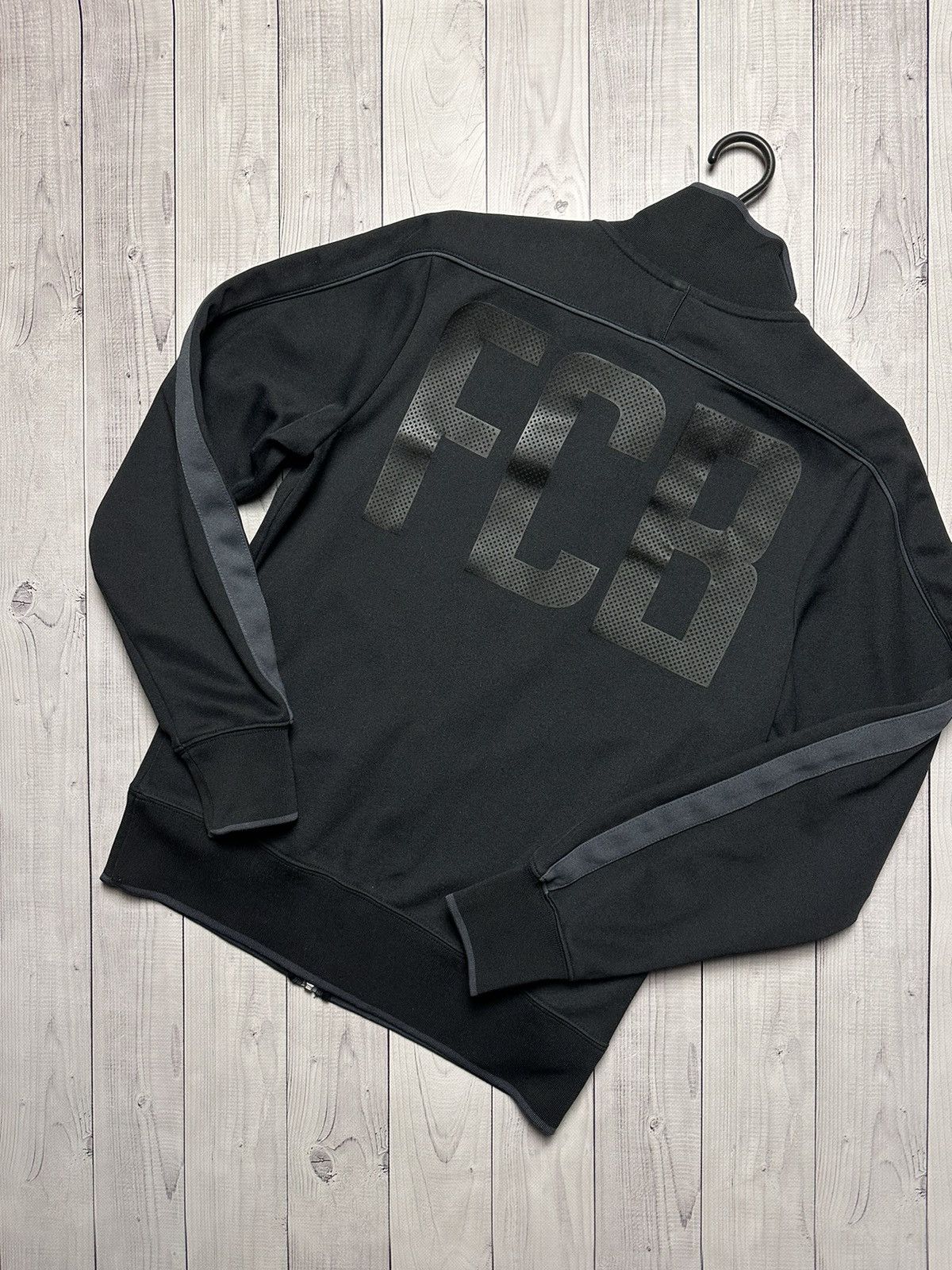 Nike × Vintage Vintage Nike Barcelona soccer jacket size S logo black Size US S / EU 44-46 / 1 - 2 Thumbnail