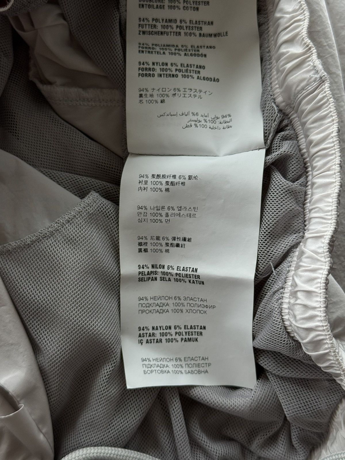 Prada Prada red tab nylon shorts Size US 32 / EU 48 - 11 Thumbnail
