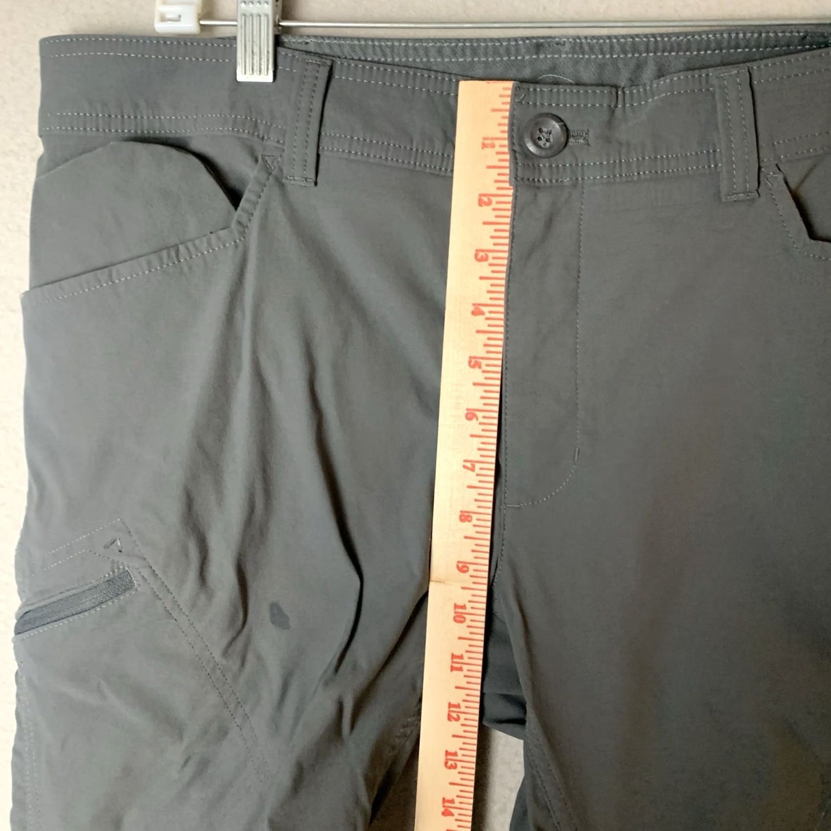 Eddie Bauer Eddie Bauer First Ascent Pants Mens 38x30 Gray Cargo Performance Hiking Size US 38 / EU 54 - 7 Thumbnail