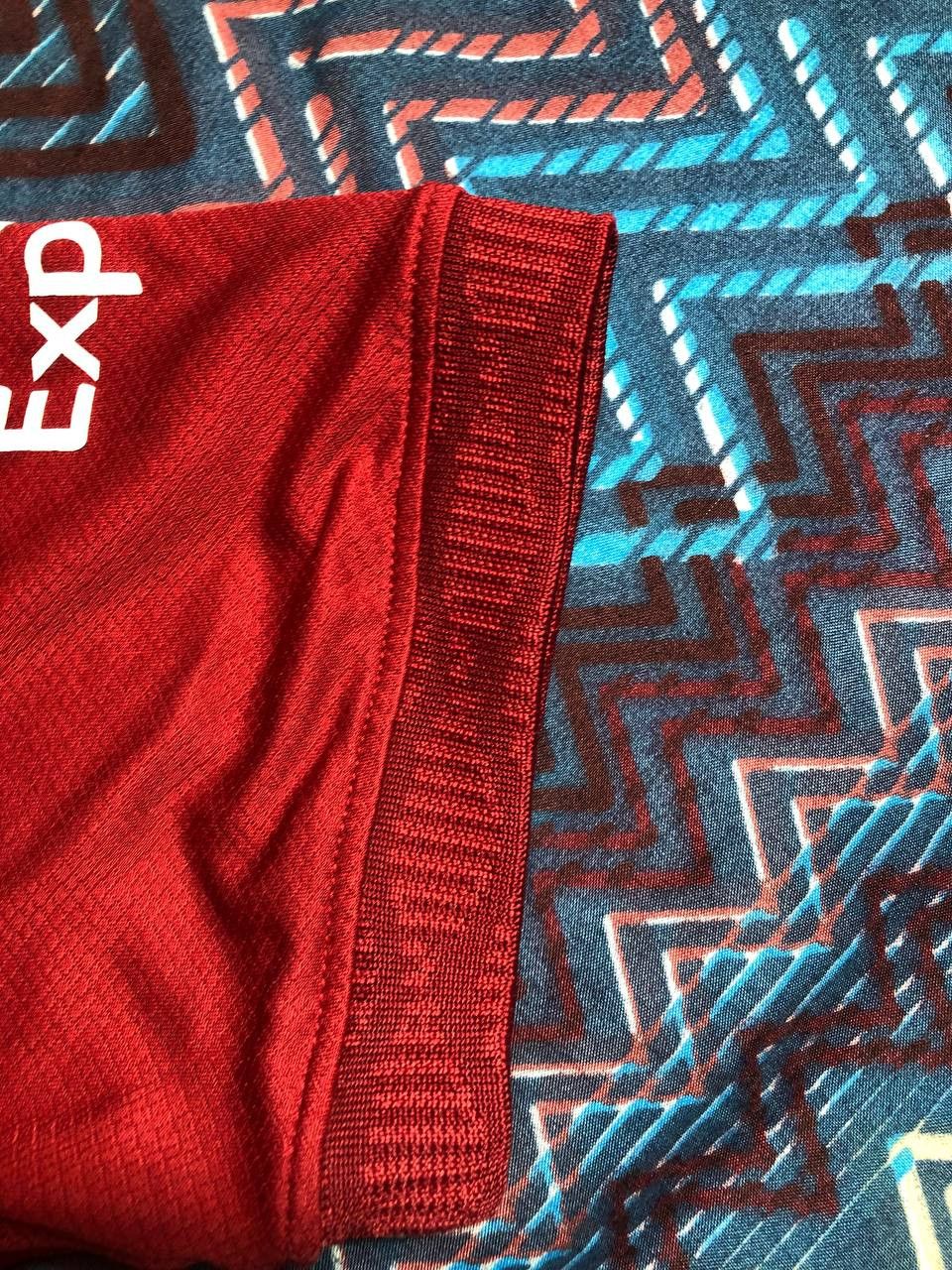 Nike T-Shirt Nike Jerseys Y2K Vintage big logo L.F.C. #9 LEO Size US S / EU 44-46 / 1 - 18 Thumbnail