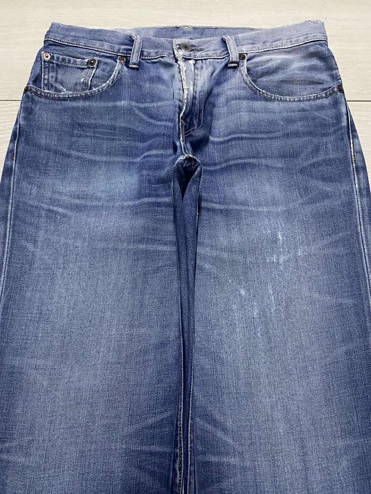 Levi's Vintage Levis 502 Blue Faded Wash Distressed Loose Jeans Size US 31 - 3 Thumbnail