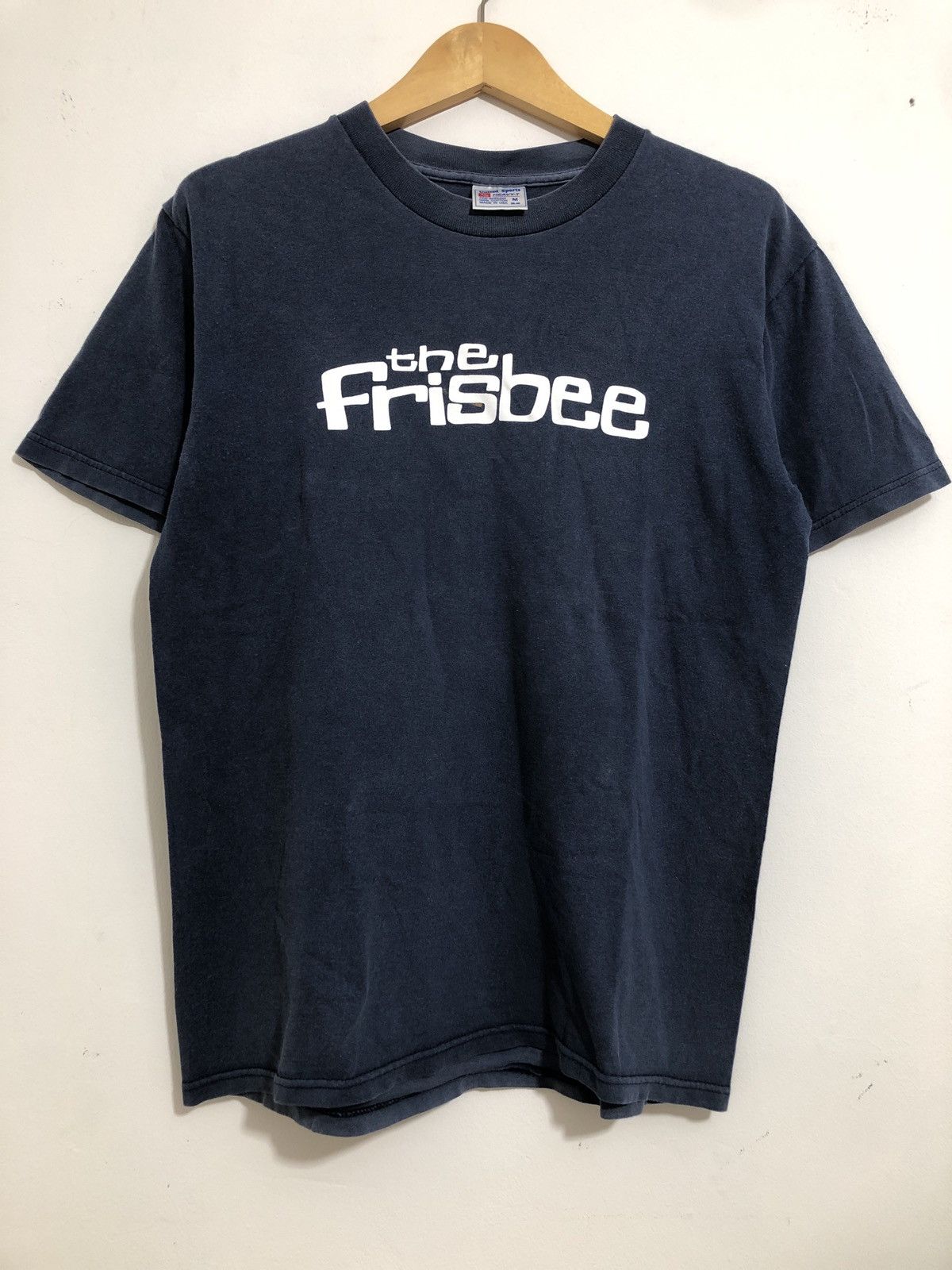 Band Tees Vintage The Frisbee T-Shirt Size US M / EU 48-50 / 2 - 1 Thumbnail