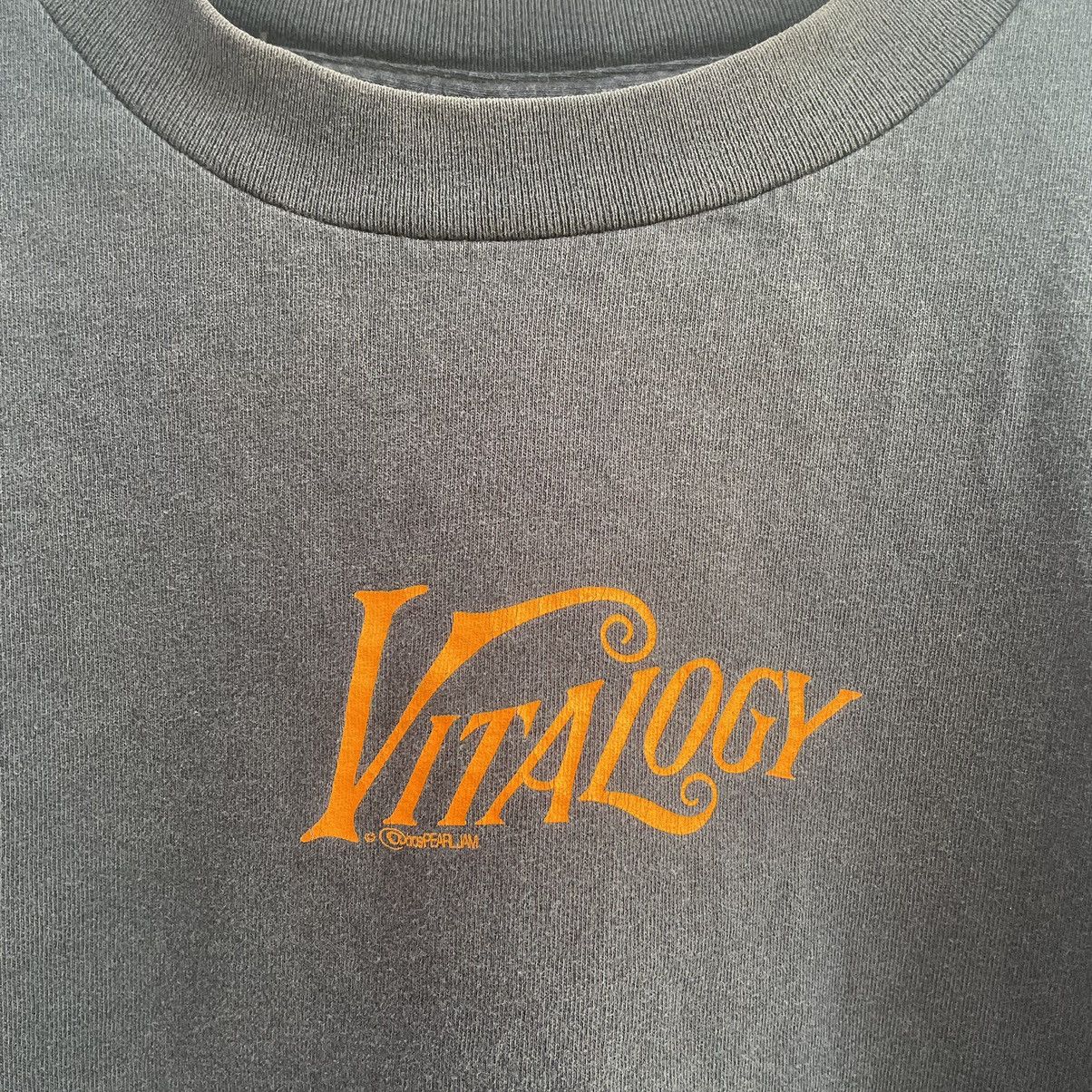 Band Tees × Vintage Vintage 90s Pearl jam Vitalogy album longsleeve shirt Size US L / EU 52-54 / 3 - 2 Thumbnail