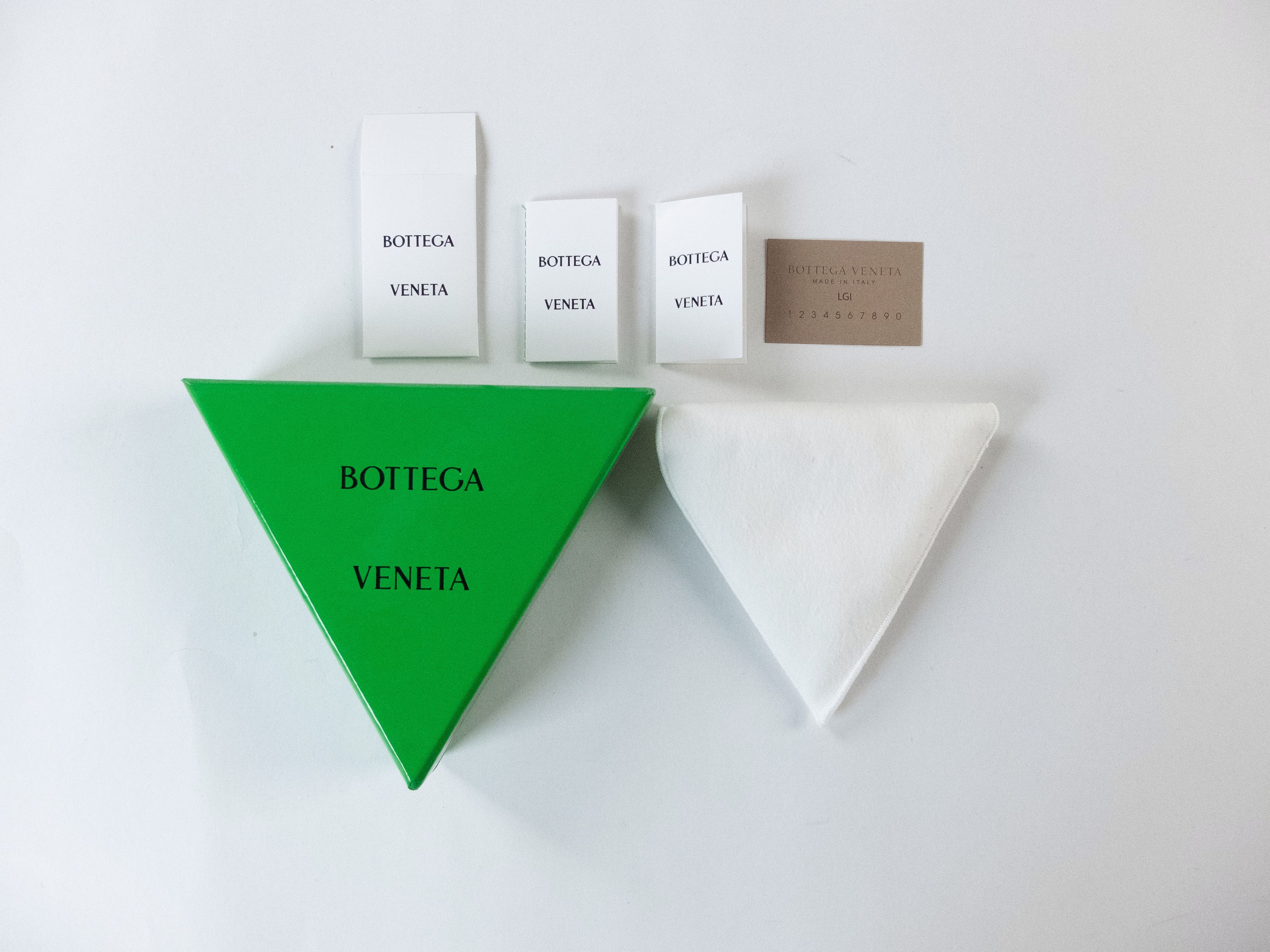 Bottega Veneta BOTTEGA VENETA Twist triangle green leather silver earrings Size ONE SIZE - 8 Thumbnail