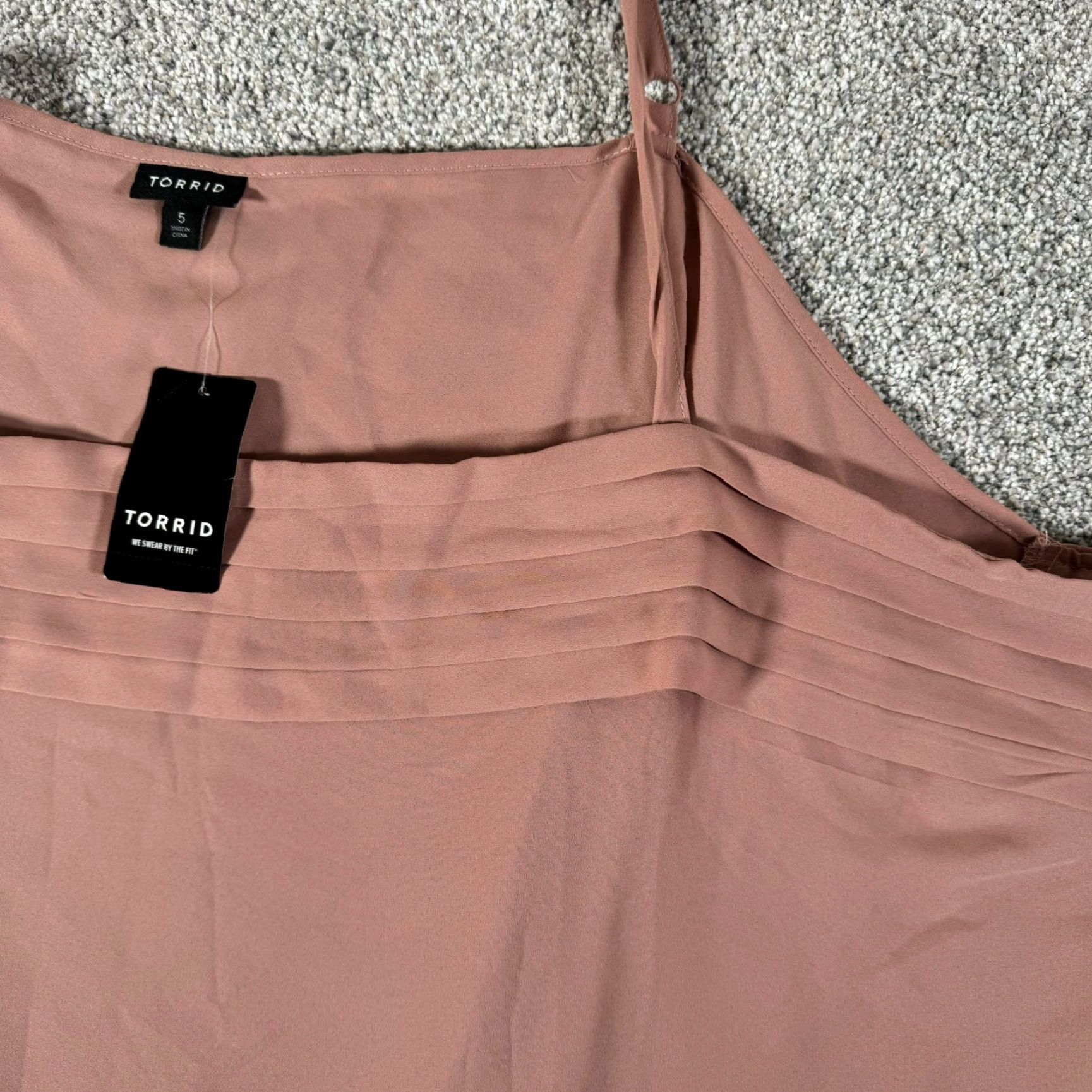 Torrid Torrid Cami Plus Size 5XL Tank Women's Pink Square Neck Spaghetti Strappy Pleated Fairycore Minimalist Flowy Chic Sleeveless 5XL Size XXL / US 16-18 / IT 52-54 - 2 Thumbnail