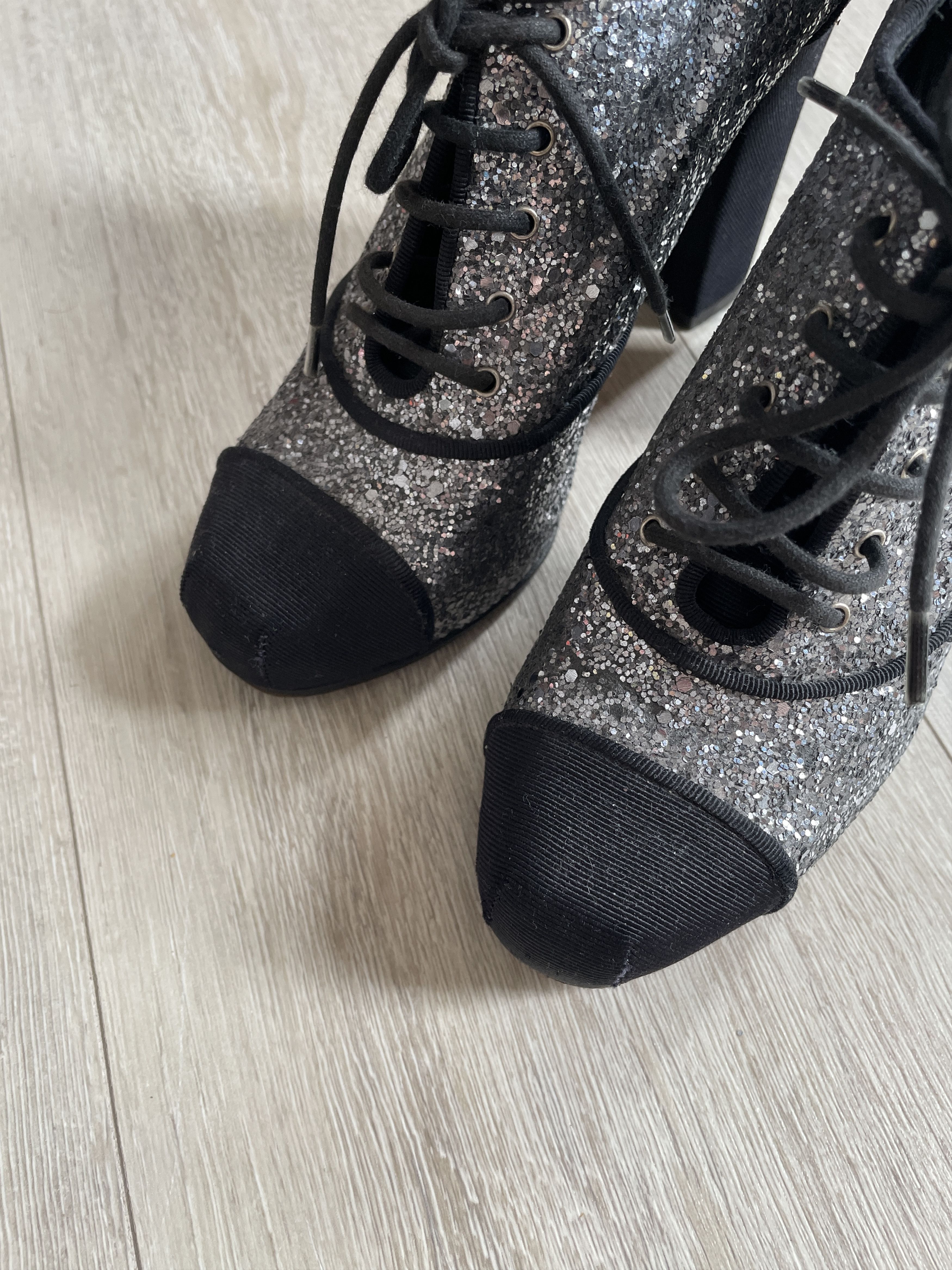 Dsquared2 Dsquared2 AW10 hockey collection glitter heels Size US 7 / IT 37 - 8 Thumbnail