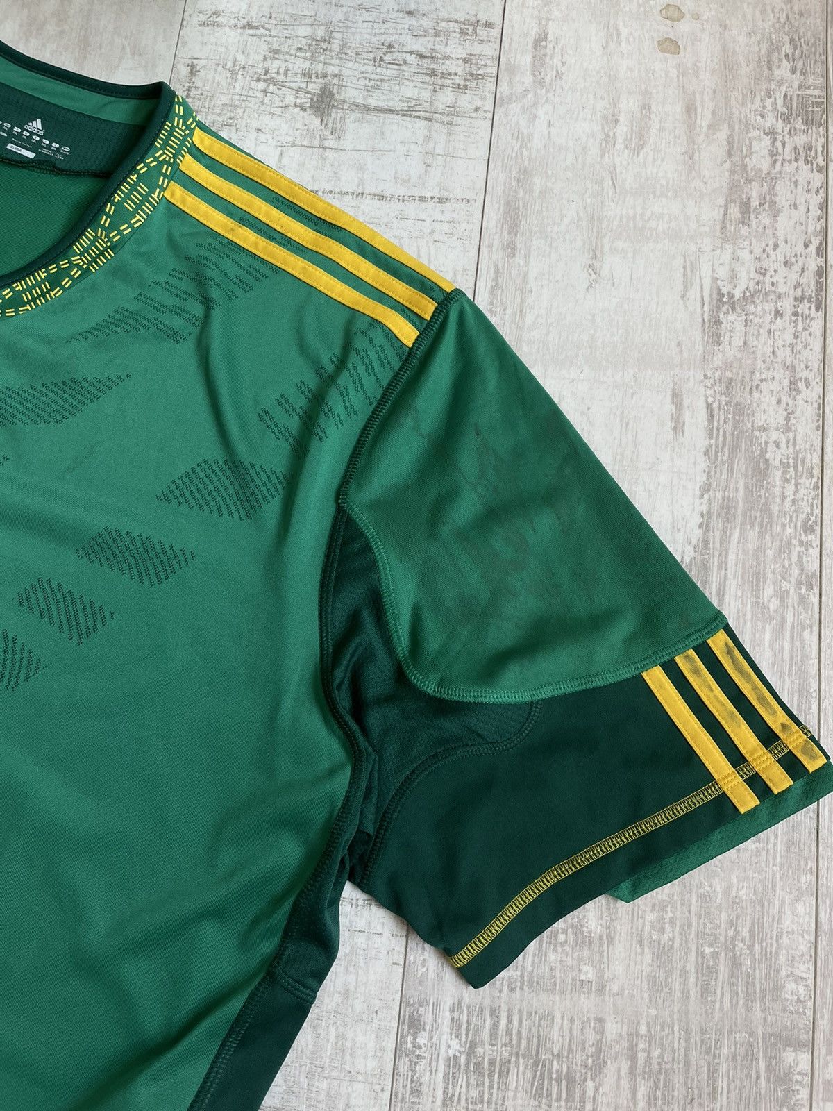 Adidas × Vintage Vintage Adidas South Africa 2010 Football Shirt Jersey RARE Size US XXL / EU 58 / 5 - 6 Thumbnail