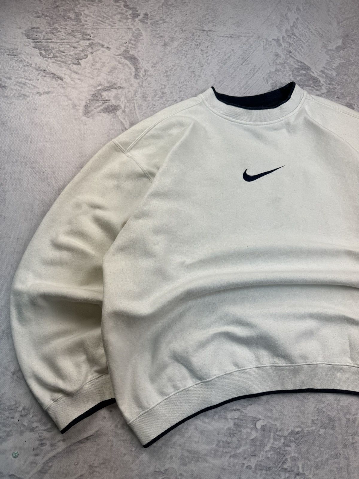 Nike × Vintage NIKE VINTAGE CENTER LOGO OVERSIZE BOXY SWEATSHIRT Size US XL / EU 56 / 4 - 2 Thumbnail