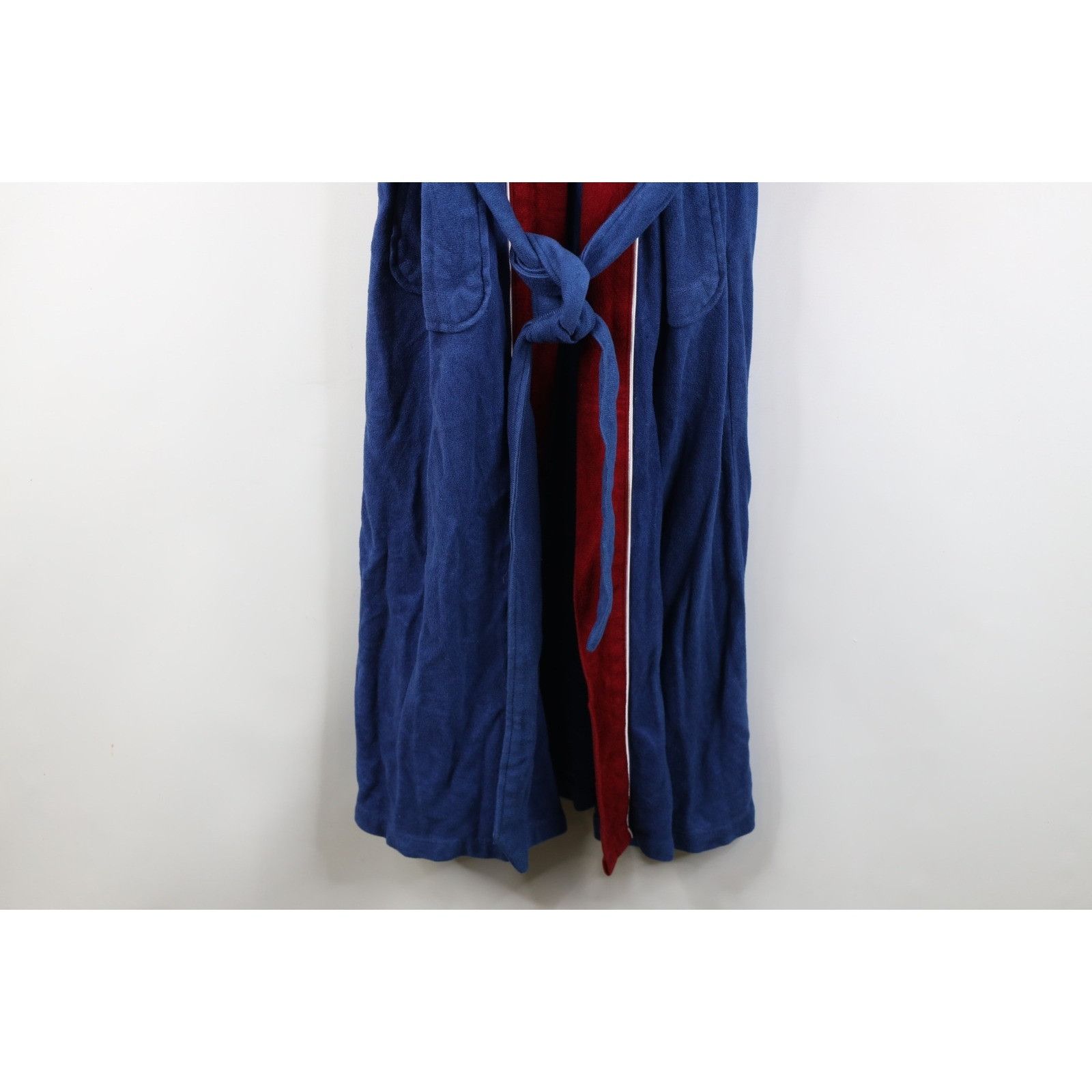 Vintage Vintage 70s Streetwear Distressed Belted Velour Bath Robe Size US S / EU 44-46 / 1 - 4 Thumbnail