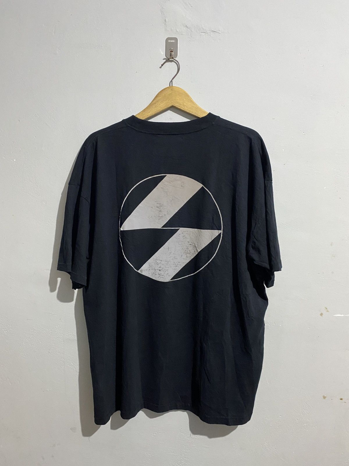 The Salvages SS19 reflective logo OS tshirt Size US XL / EU 56 / 4 - 6 Thumbnail