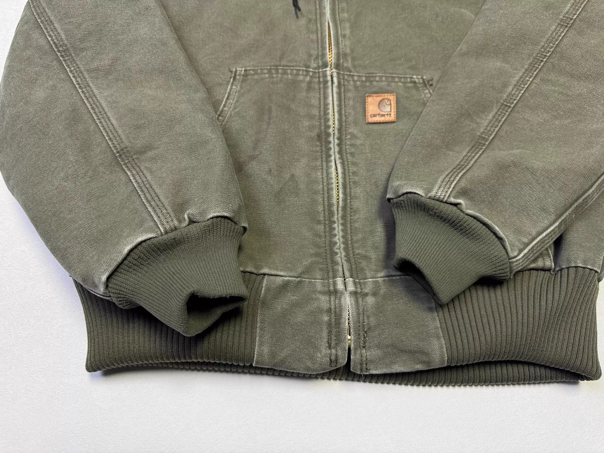 Carhartt Vintage Carhartt J130 ARG Army Green S Hooded Work Jacket Size US S / EU 44-46 / 1 - 3 Thumbnail