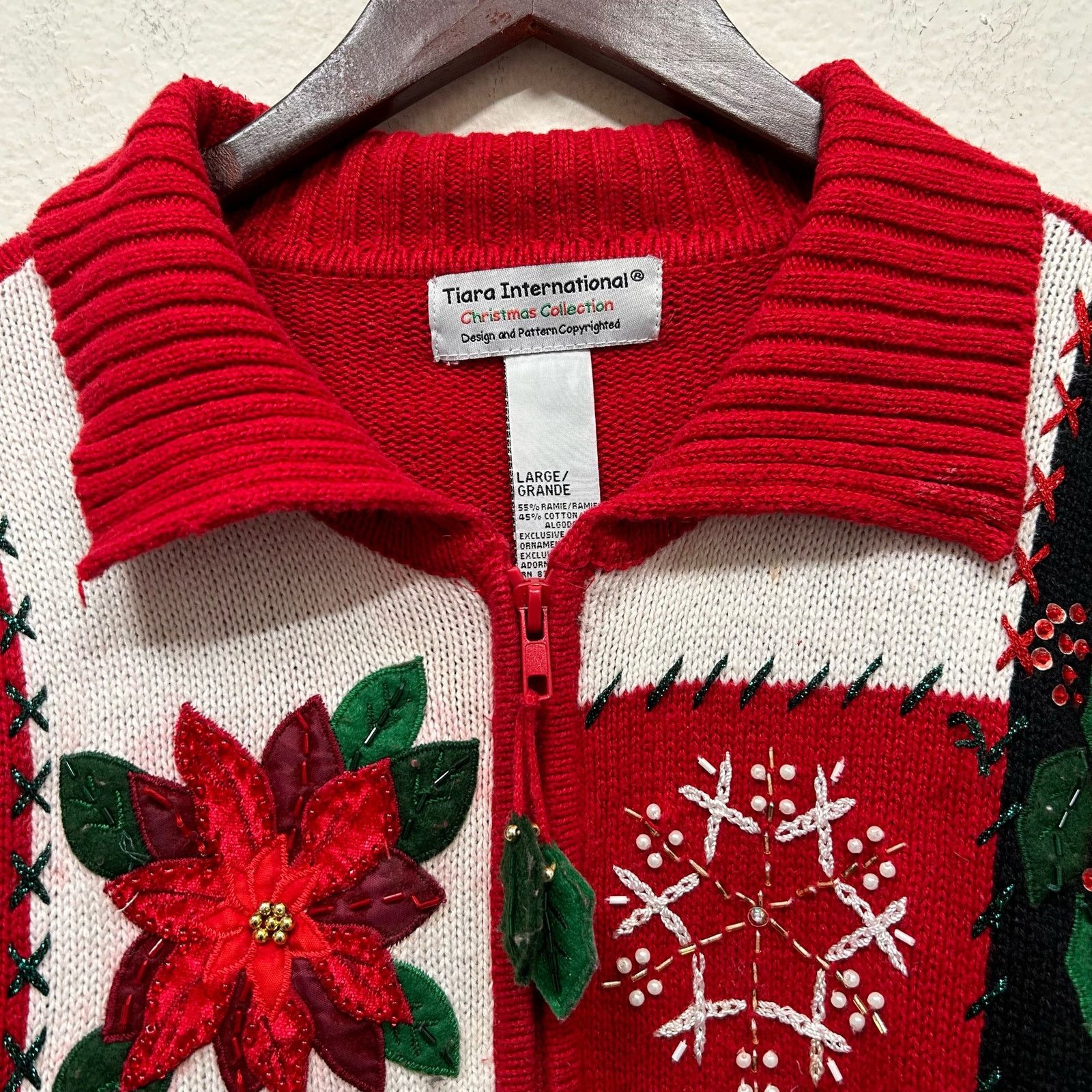 Vintage Tiara International Christmas Embroidered Full Zip Sweater L Size L / US 10 / IT 46 - 3 Thumbnail