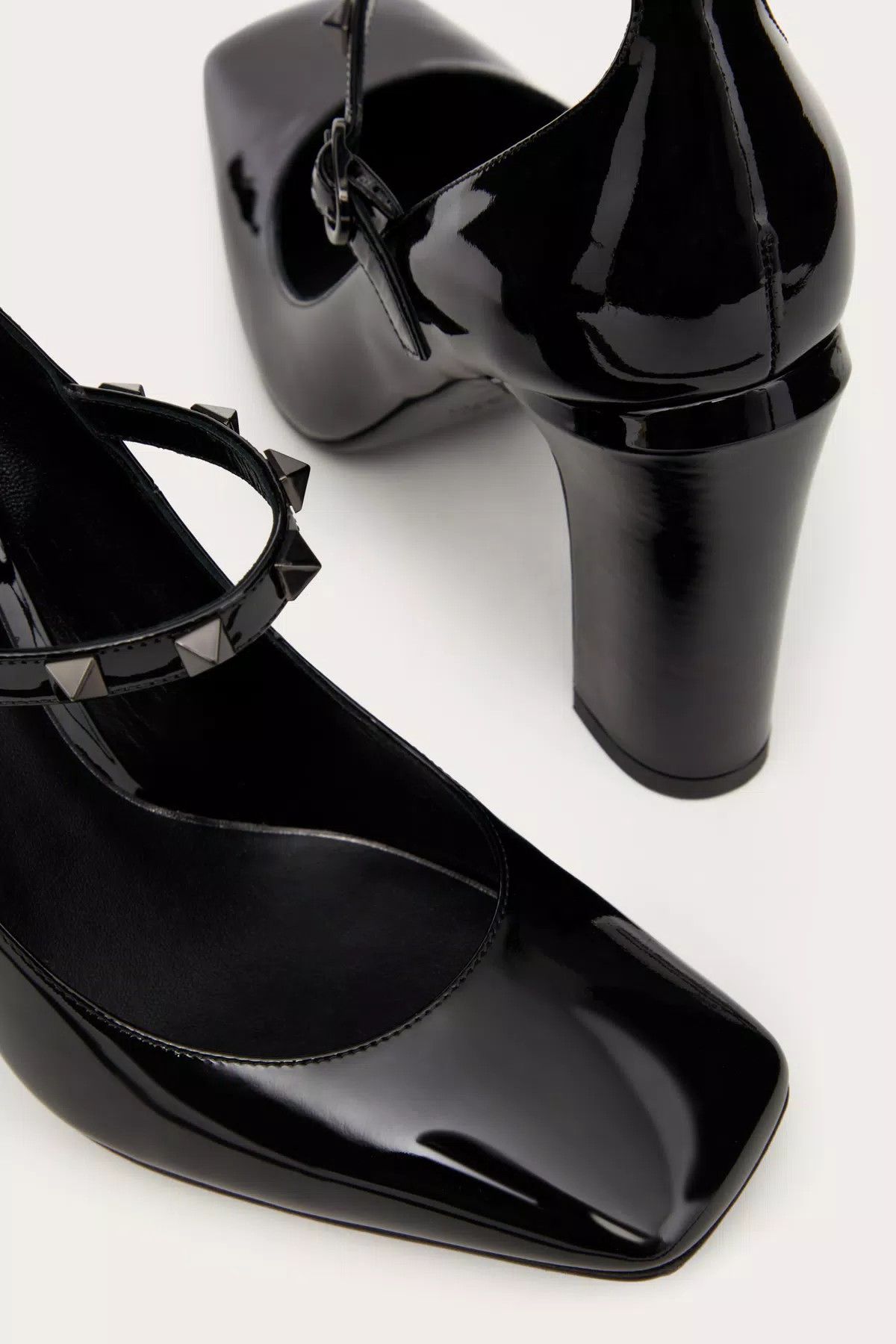 Valentino o1s1wg111125 Tan-Go Patent Leather Pumps in Black Size US 9.5 / IT 39.5 - 5 Thumbnail