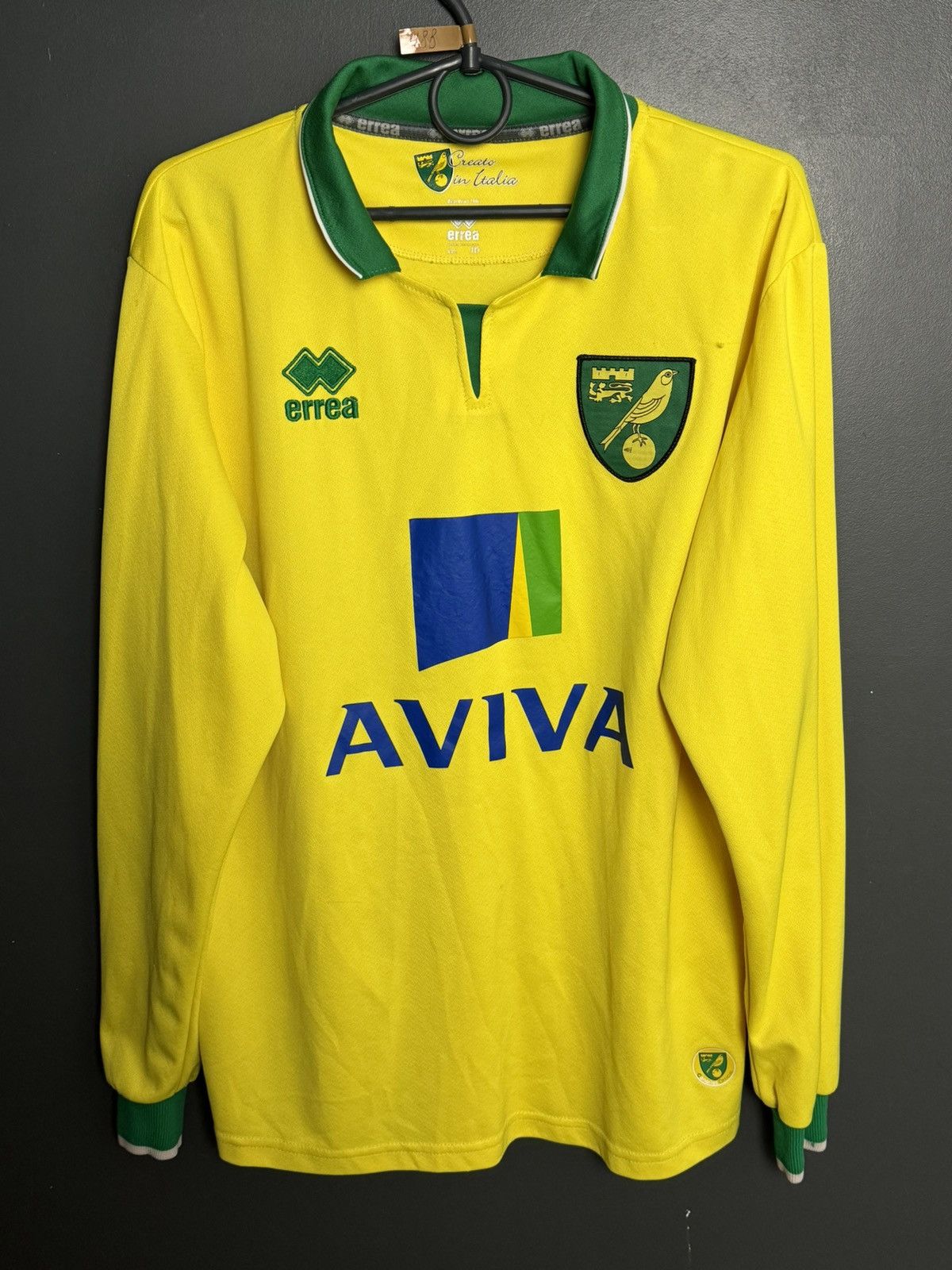 Errea Norwich City 12/13 Home Football Long Sleeve Jersey Size US M / EU 48-50 / 2 - 1 Thumbnail