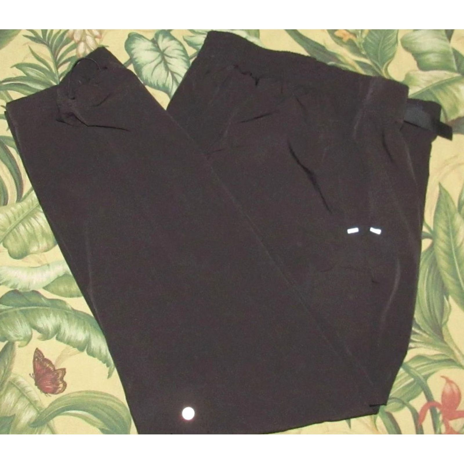 Lululemon LULULEMON Grey Outdoor Training Cargo Pants 36 Mens Regular Pants 36 Grey 90s? Size US 36 / EU 52 - 2 Thumbnail