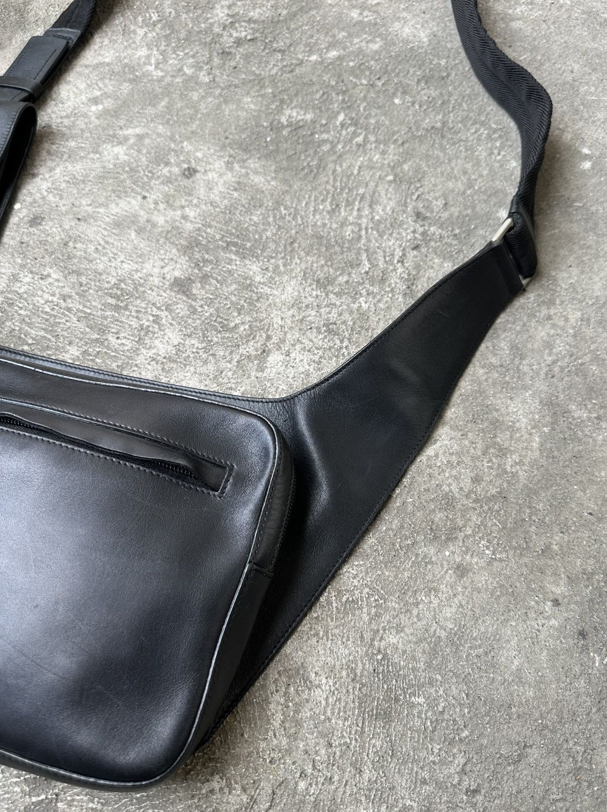Prada Prada - Archive S/S1999 Holster Crossbody Leather Bag Black Size ONE SIZE - 5 Thumbnail