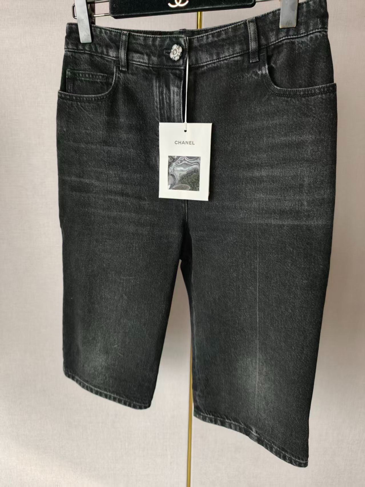 Chanel Chanel 24 Shorts Size 24" / US 00 / IT 34 - 1 Thumbnail
