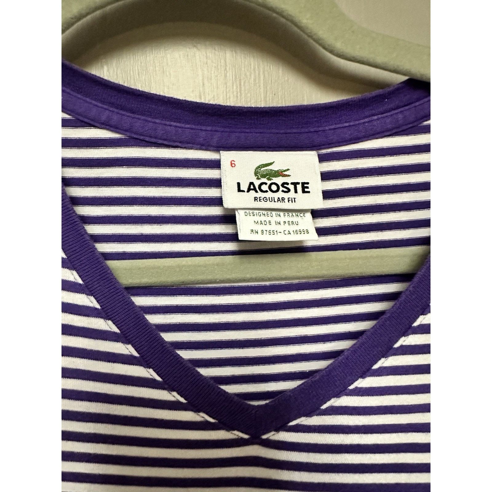 Lacoste Lacoste Short Sleeve V-Neck T Shirt Size 6 L Size US XL / EU 56 / 4 - 4 Thumbnail