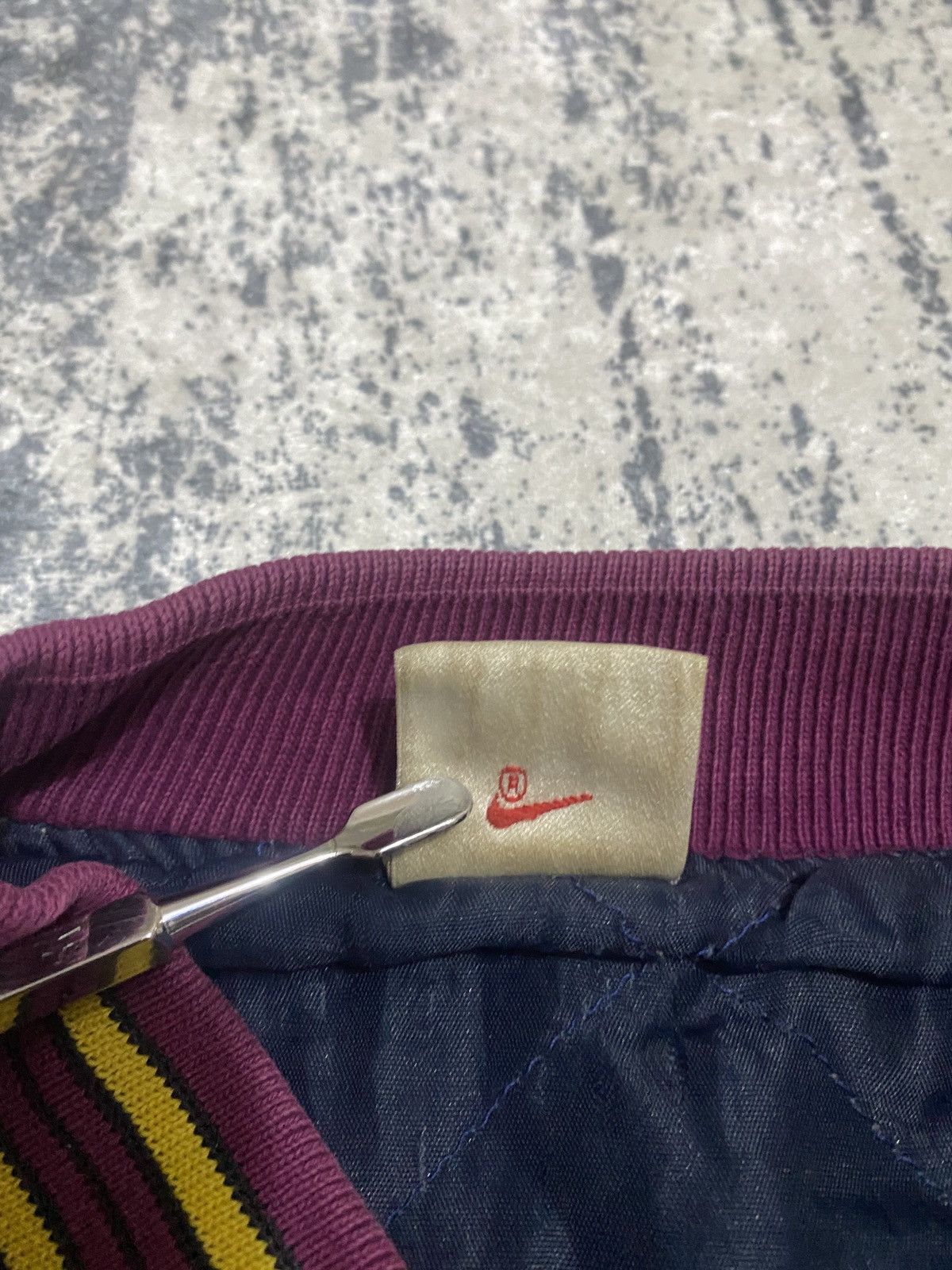 Nike Vintage ultra rare baseball jacket nike oregon big logo Size US L / EU 52-54 / 3 - 2 Thumbnail