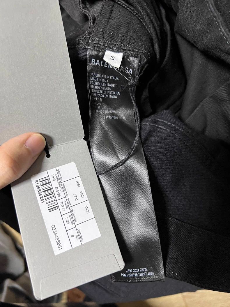 Balenciaga Balenciaga size S Multi-Pocket Cargo Pants with Denim Patc Size US 27 - 8 Thumbnail