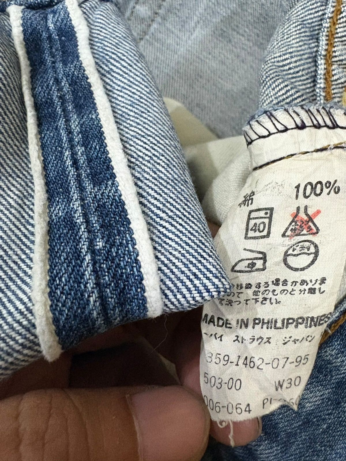 Levi's Vintage 90s Levis 503 Selvedge Faded Baggy Jeans Size US 29 - 11 Thumbnail
