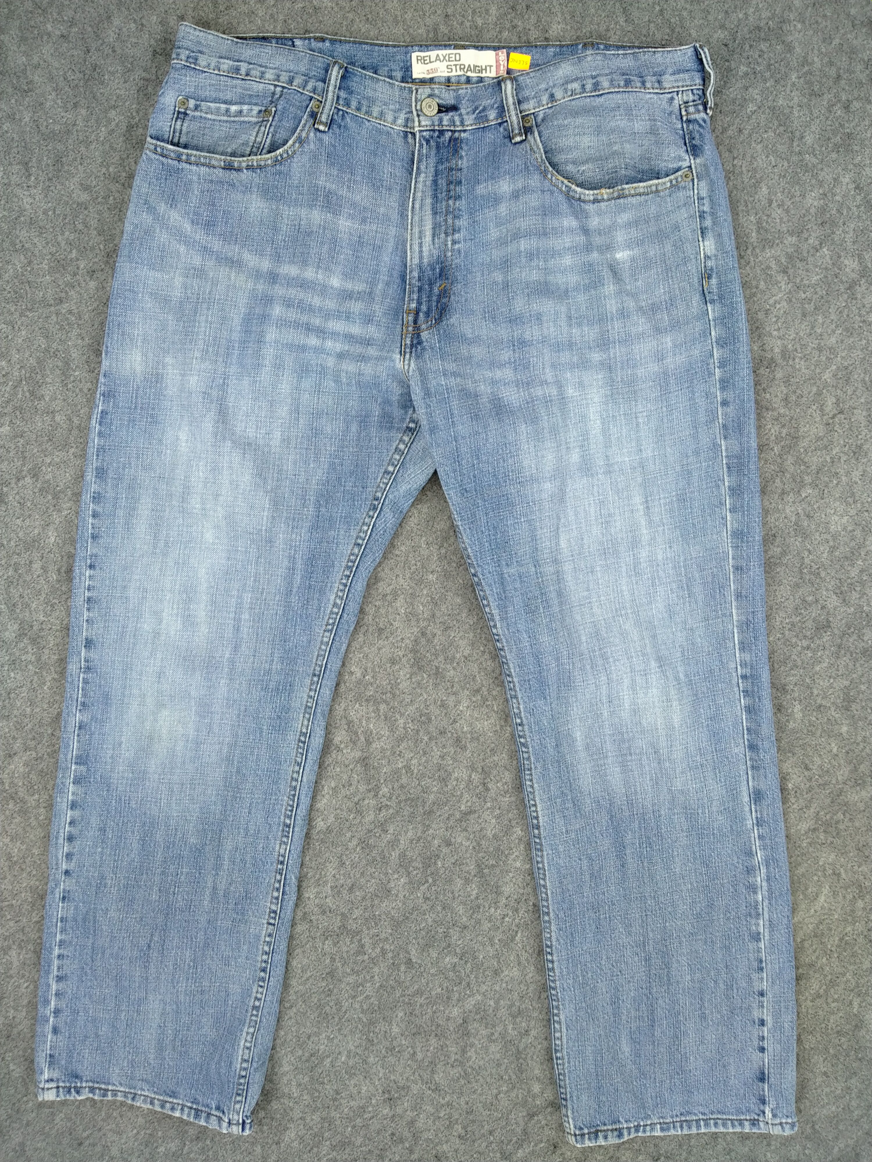 Levi's Vintage Levi's 559 Relaxed Straight Denim 38 x 30.5 -JN375 Size US 38 / EU 54 - 1 Thumbnail