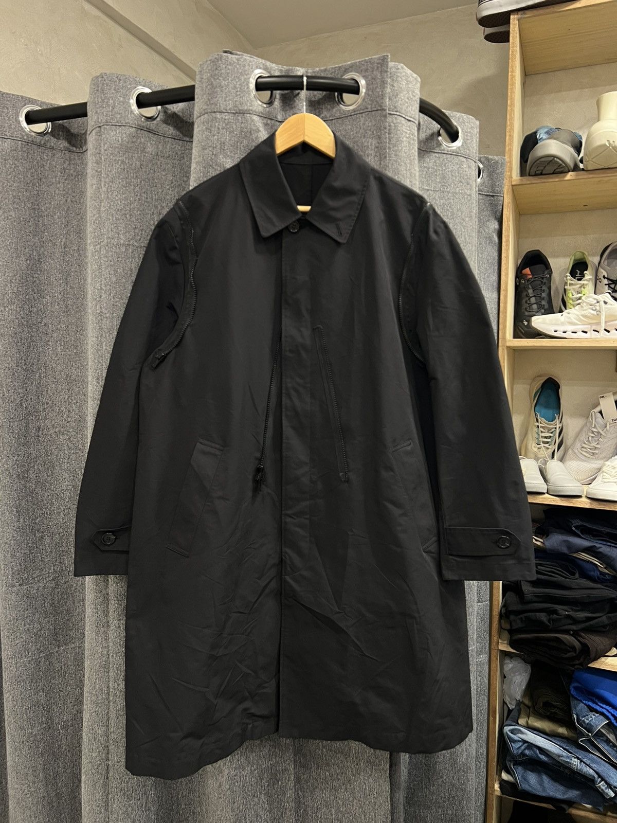 Undercover Undercover Jun Takahashi - The Shepherd Trench Coat - Japan Size US L / EU 52-54 / 3 - 1 Thumbnail