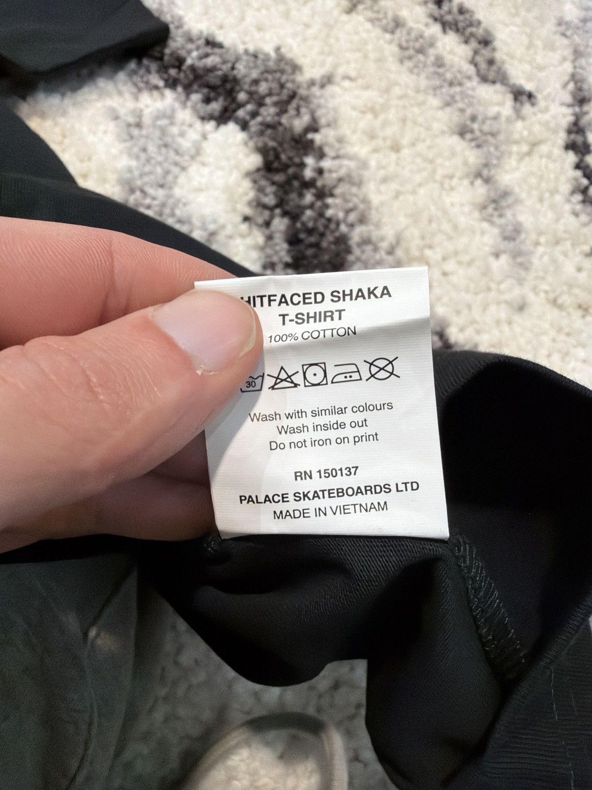 Palace Palace Shitface Tee Size-M Brand New quick Shipping Size US M / EU 48-50 / 2 - 6 Thumbnail
