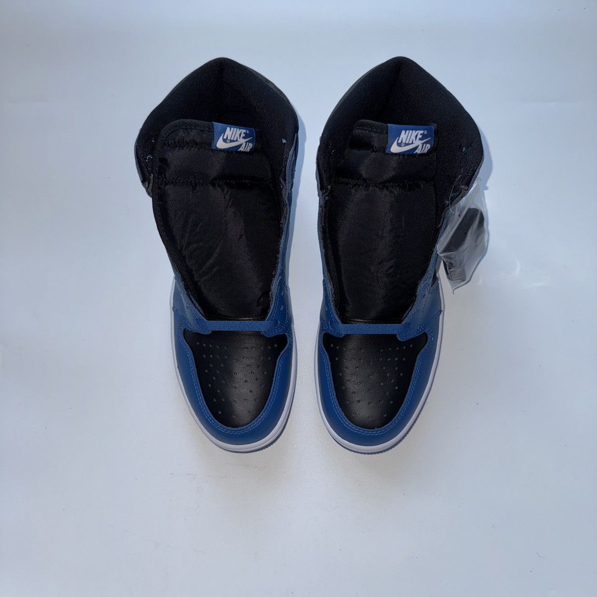 Jordan Brand Jordan 1 Retro High OG Dark Marina Blue Size US 10 / EU 43 - 5 Thumbnail