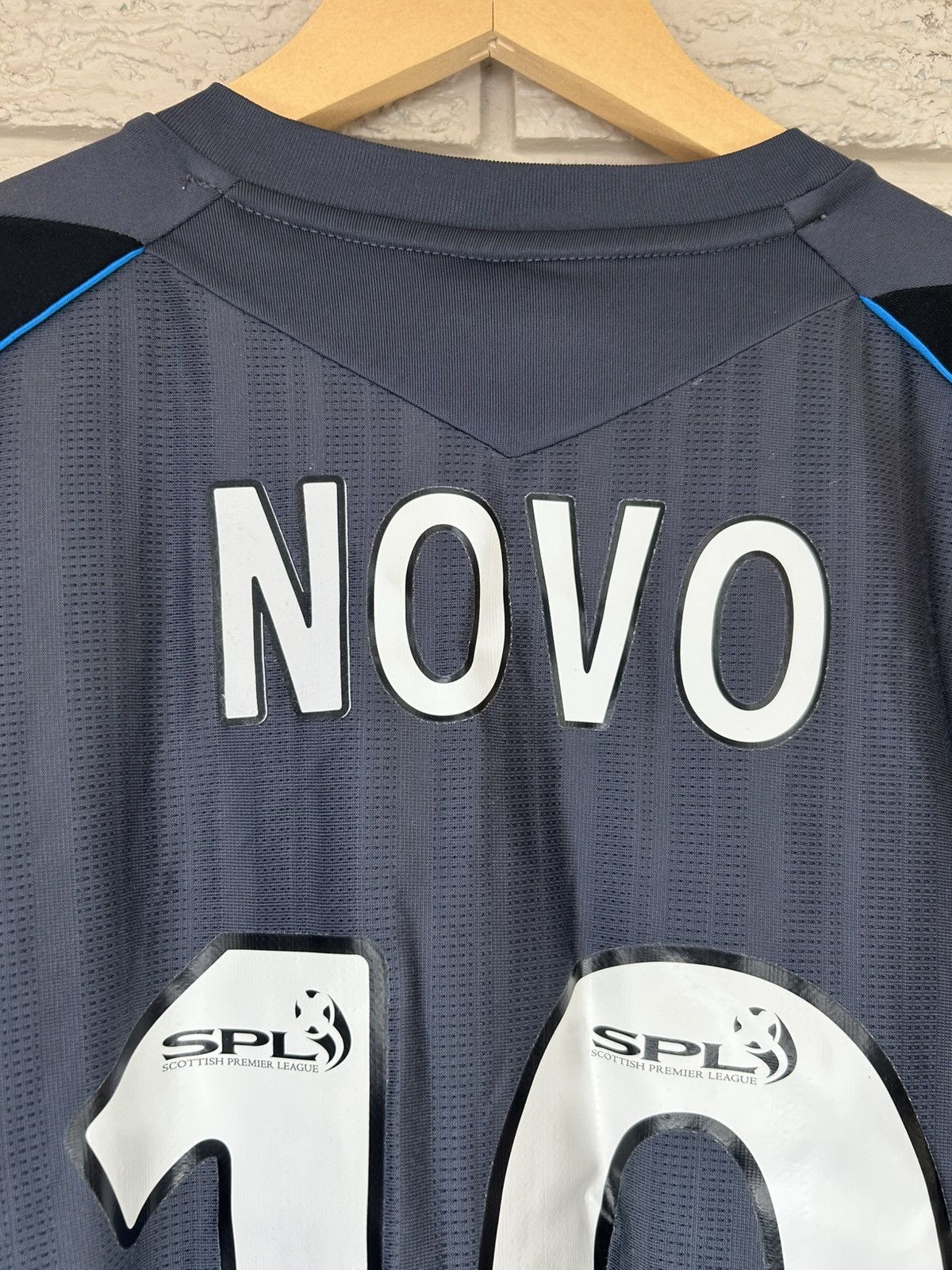 Umbro Vintage Umbro Glasgow Rangers Nacho Novo 2007 Jersey Size US L / EU 52-54 / 3 - 9 Thumbnail