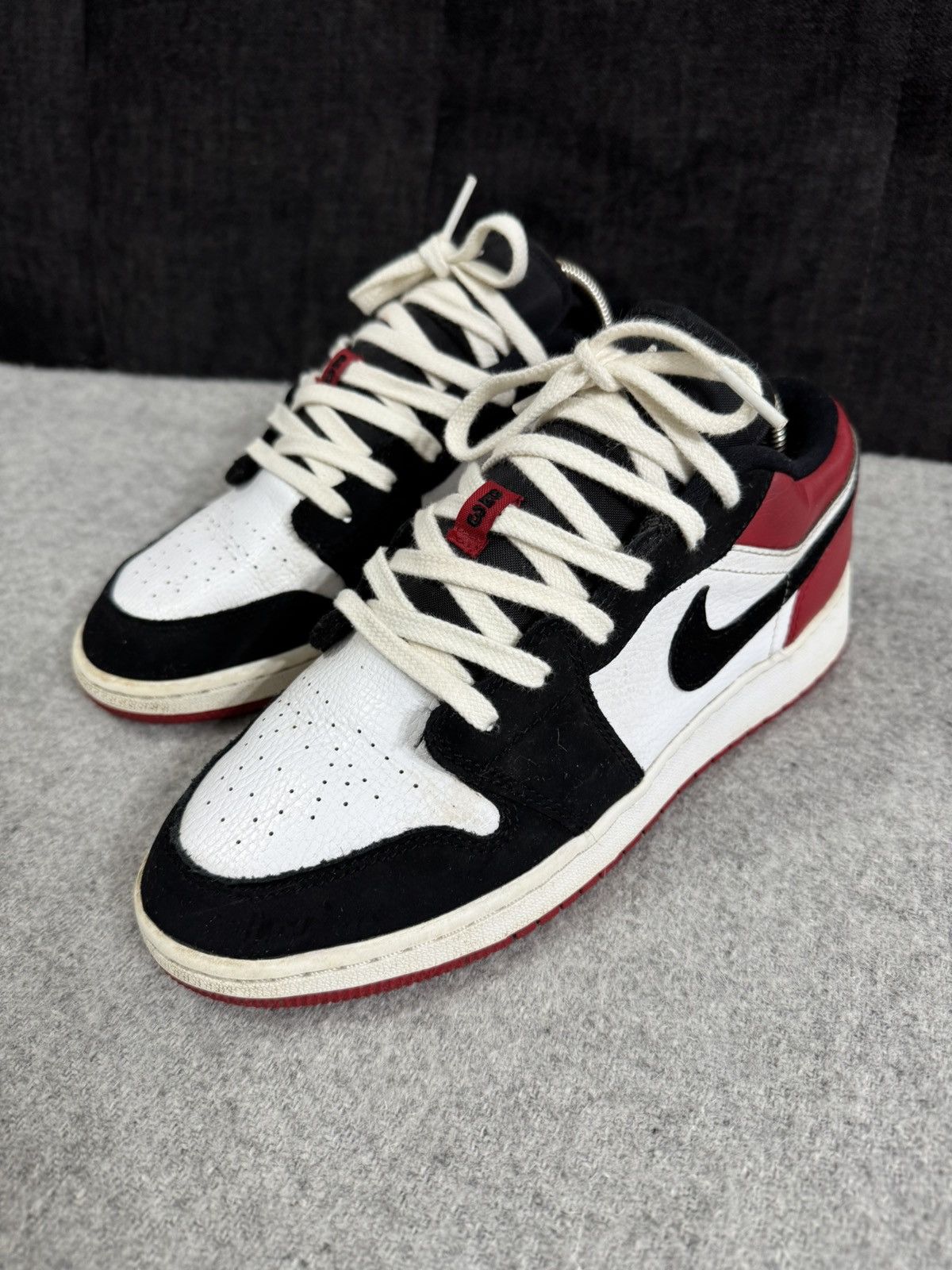Nike Air Jordan 1 Low Black Toe Red White size 39 sneakers