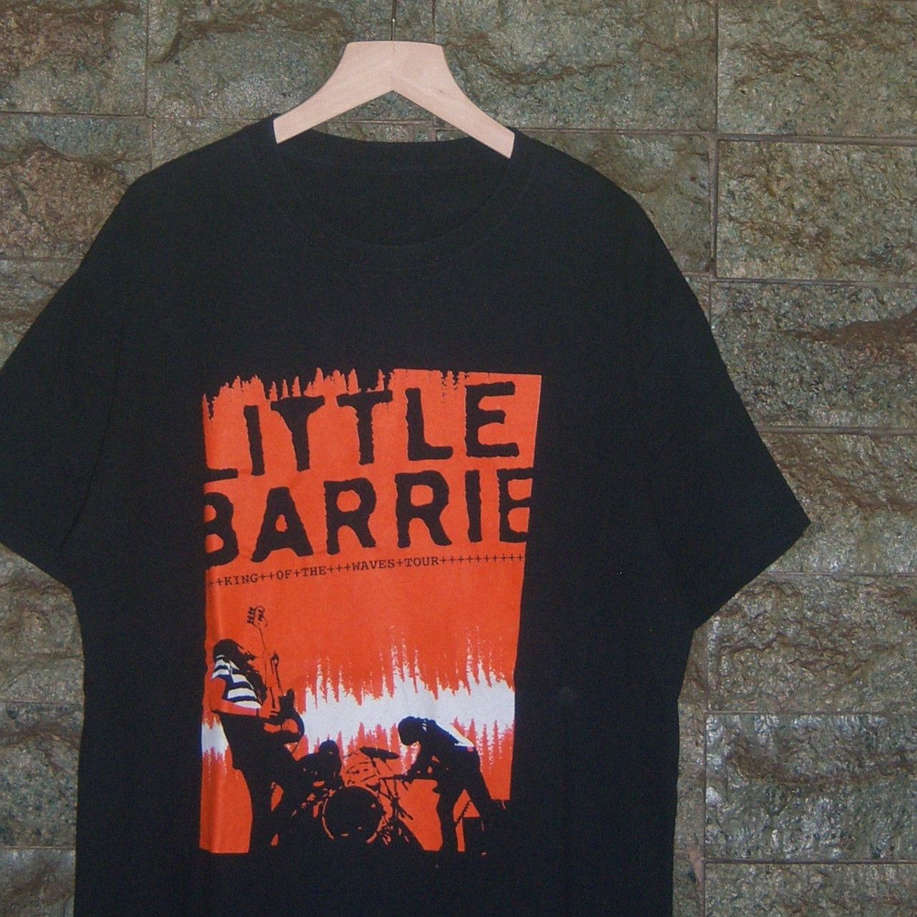 Band Tees 2011 Little Barrie King Of The Waves Tour Size US L / EU 52-54 / 3 - 2 Thumbnail