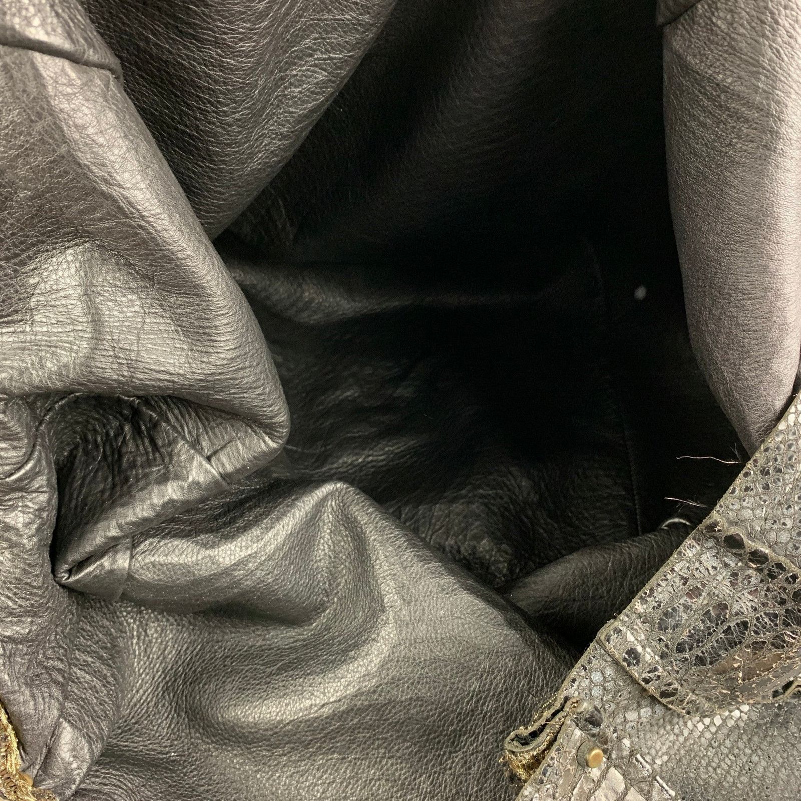 Other Black Gold Textured Leather Oversized Tote Handbag Size ONE SIZE - 6 Thumbnail